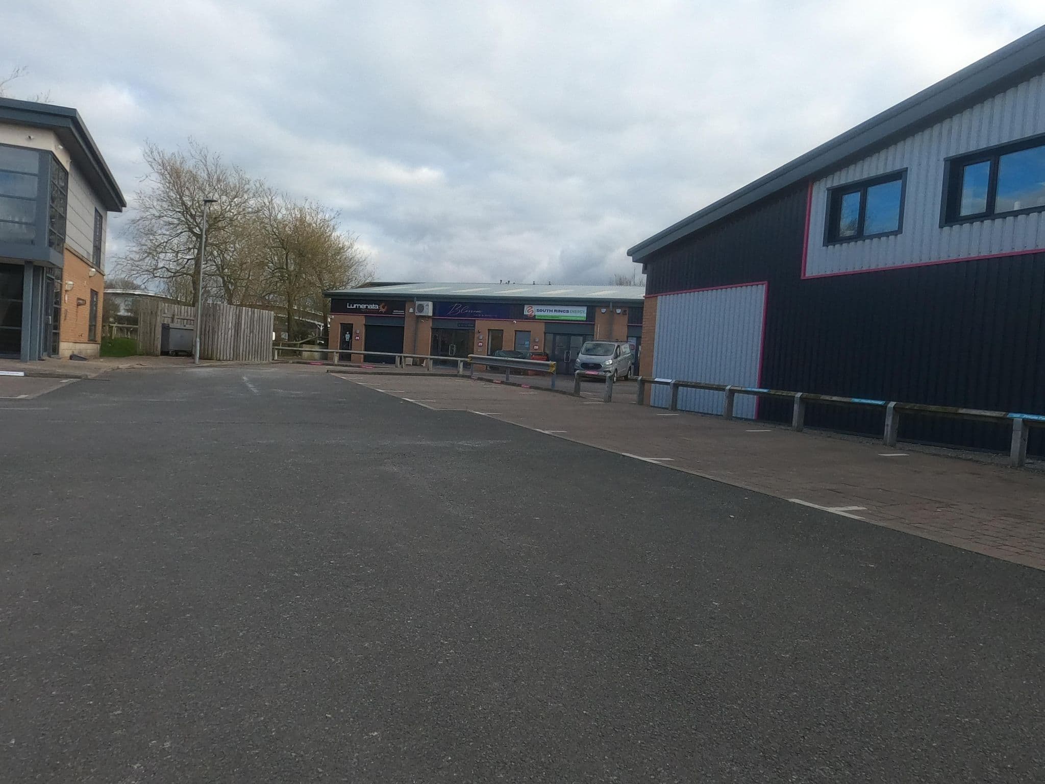 Street view near Express by Holiday Inn Preston, Clayton-le-Woods — © tonys999 (CC BY-SA · Mapillary)