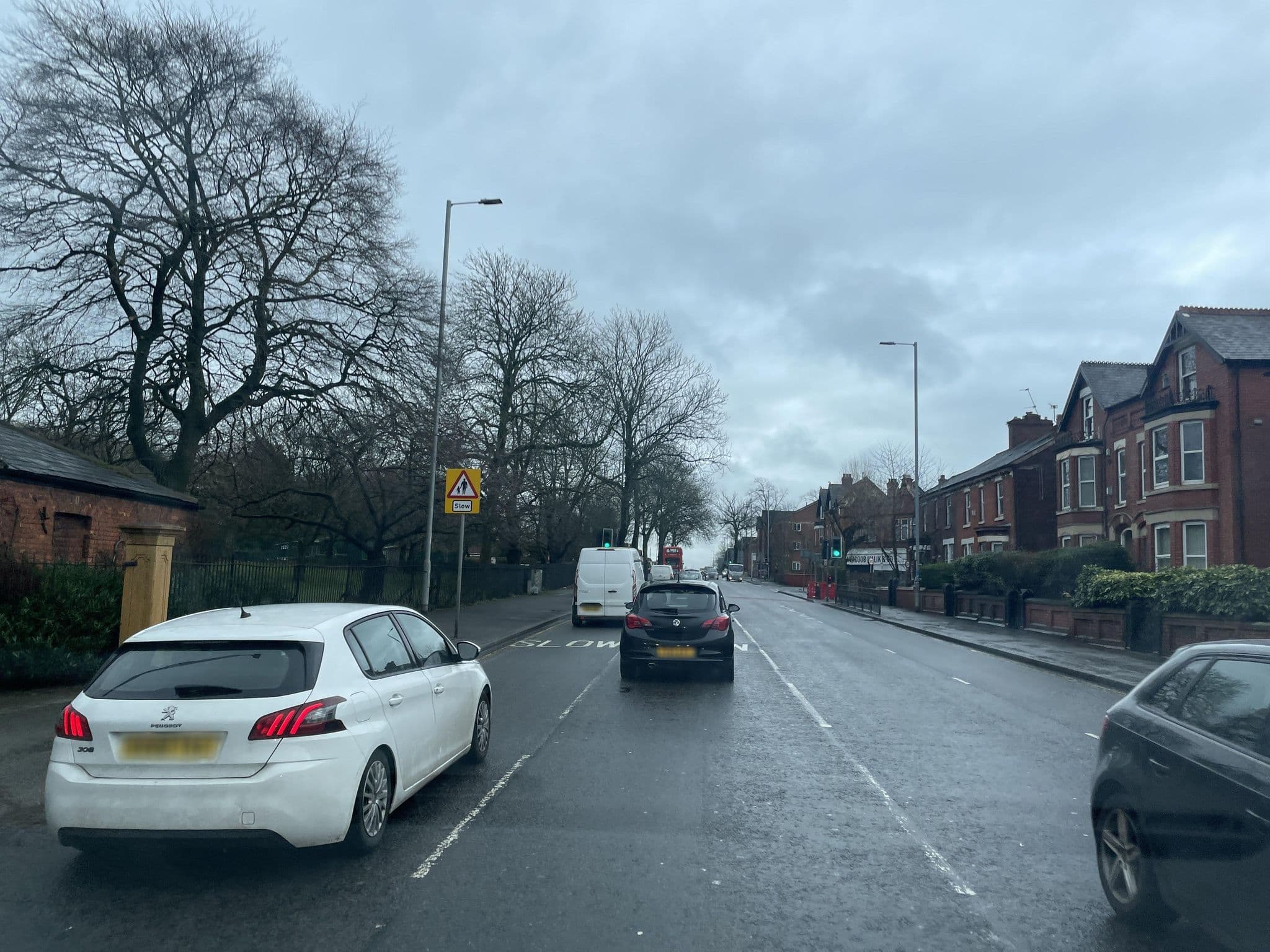 Street view near Clydemount Guest House, Droylsden — © Daylight3753 (CC BY-SA · Mapillary)