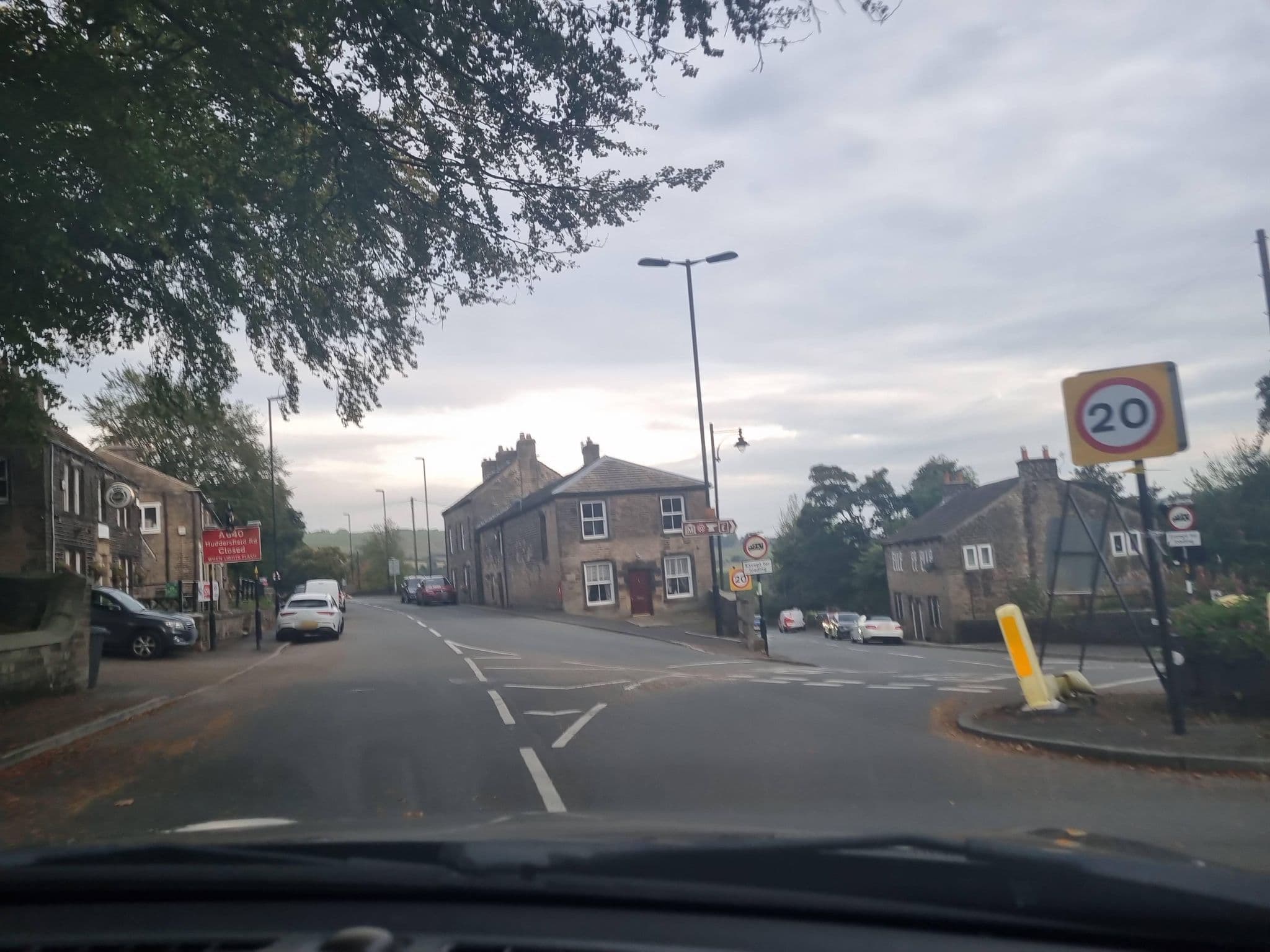 Street view near Home from Home Cottages, Delph — © mappo2 (CC BY-SA · Mapillary)
