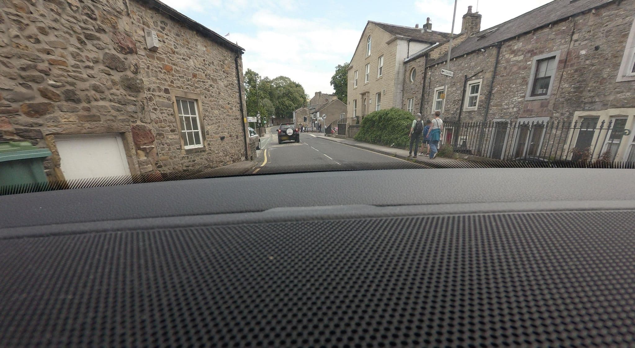 Street view near The Coach House Skipton, Skipton — © tallguy (CC BY-SA · Mapillary)