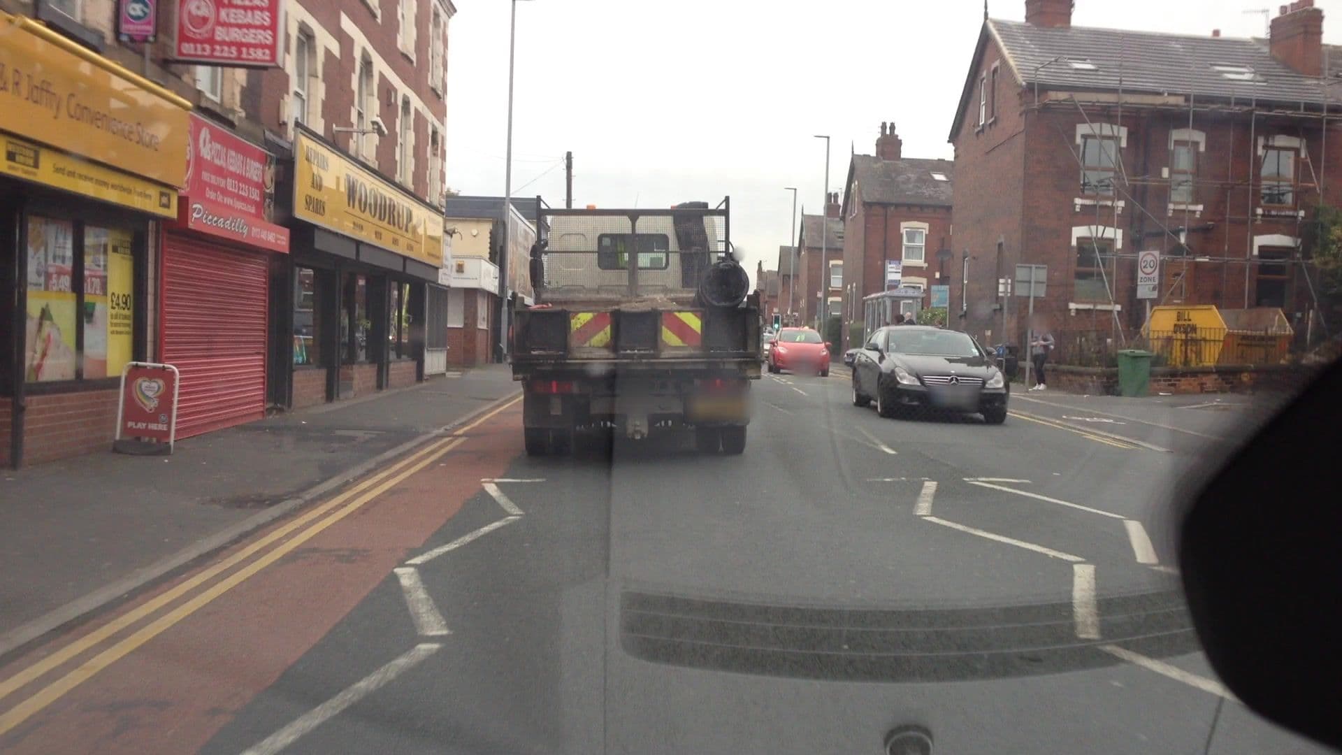 Street view near Premier, Leeds — © lvl5 (CC BY-SA · Mapillary)