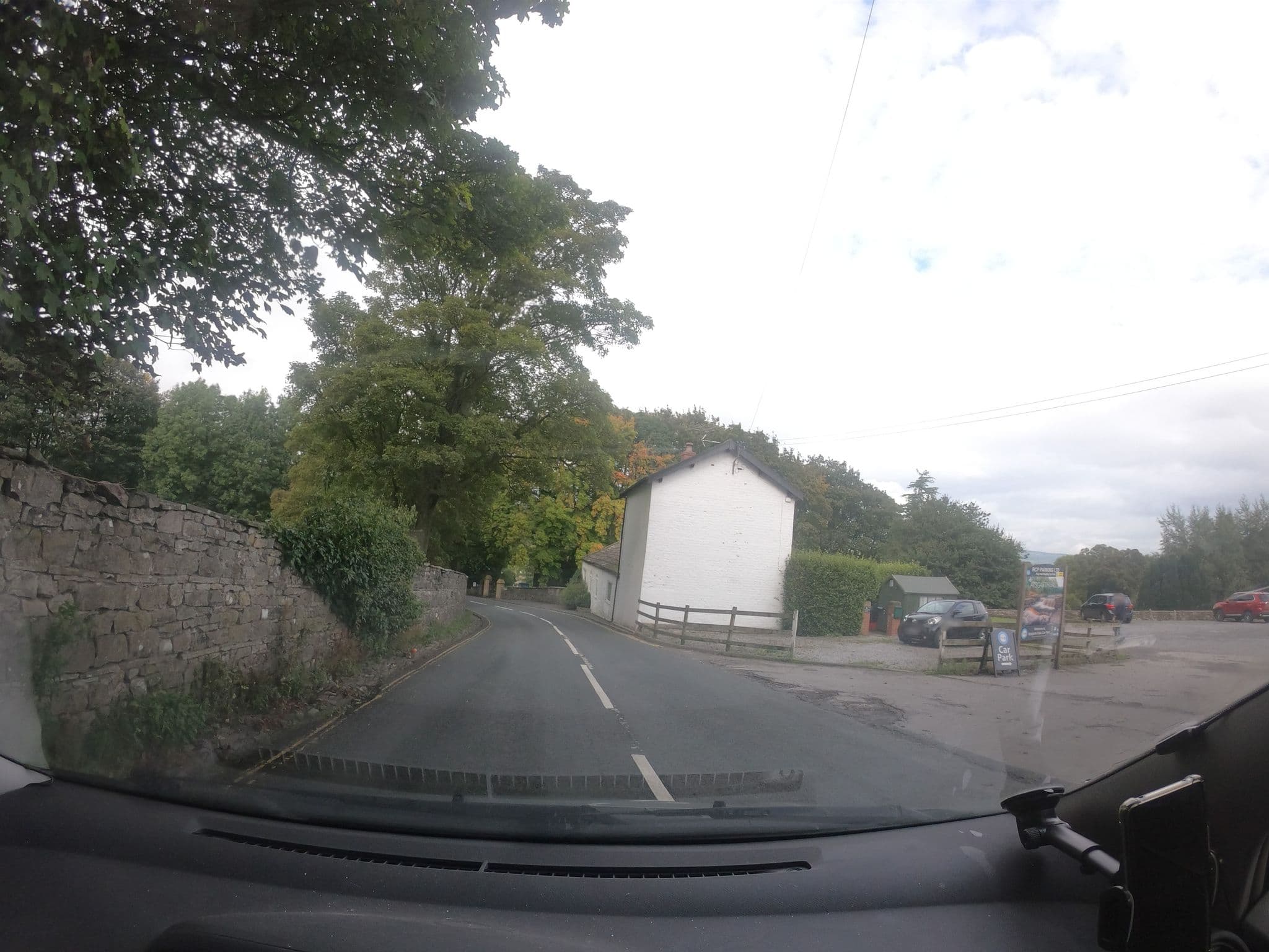 Street view near Stow House, Leyburn — © lamaar639 (CC BY-SA · Mapillary)