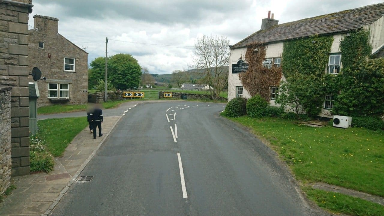 Street view near The George And Dragon Inn, Leyburn — © skifans (CC BY-SA · Mapillary)