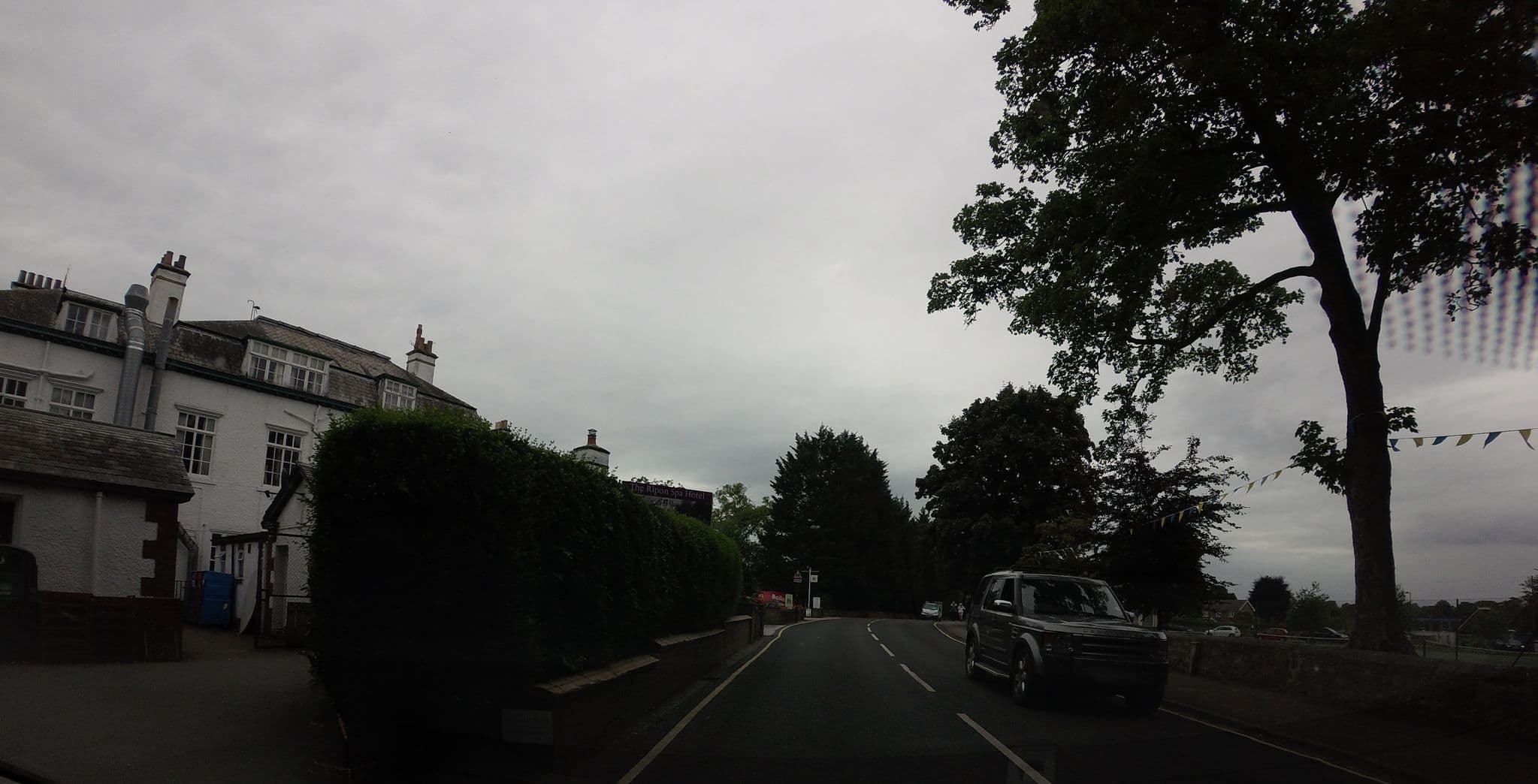 Street view near Ripon Spa Hotel, Ripon — © hobgoblin (CC BY-SA · Mapillary)