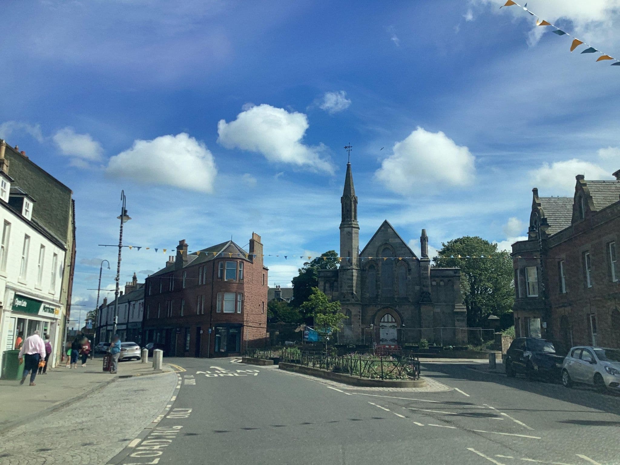 Street view near Templelands, Dunbar — © lucagm (CC BY-SA · Mapillary)