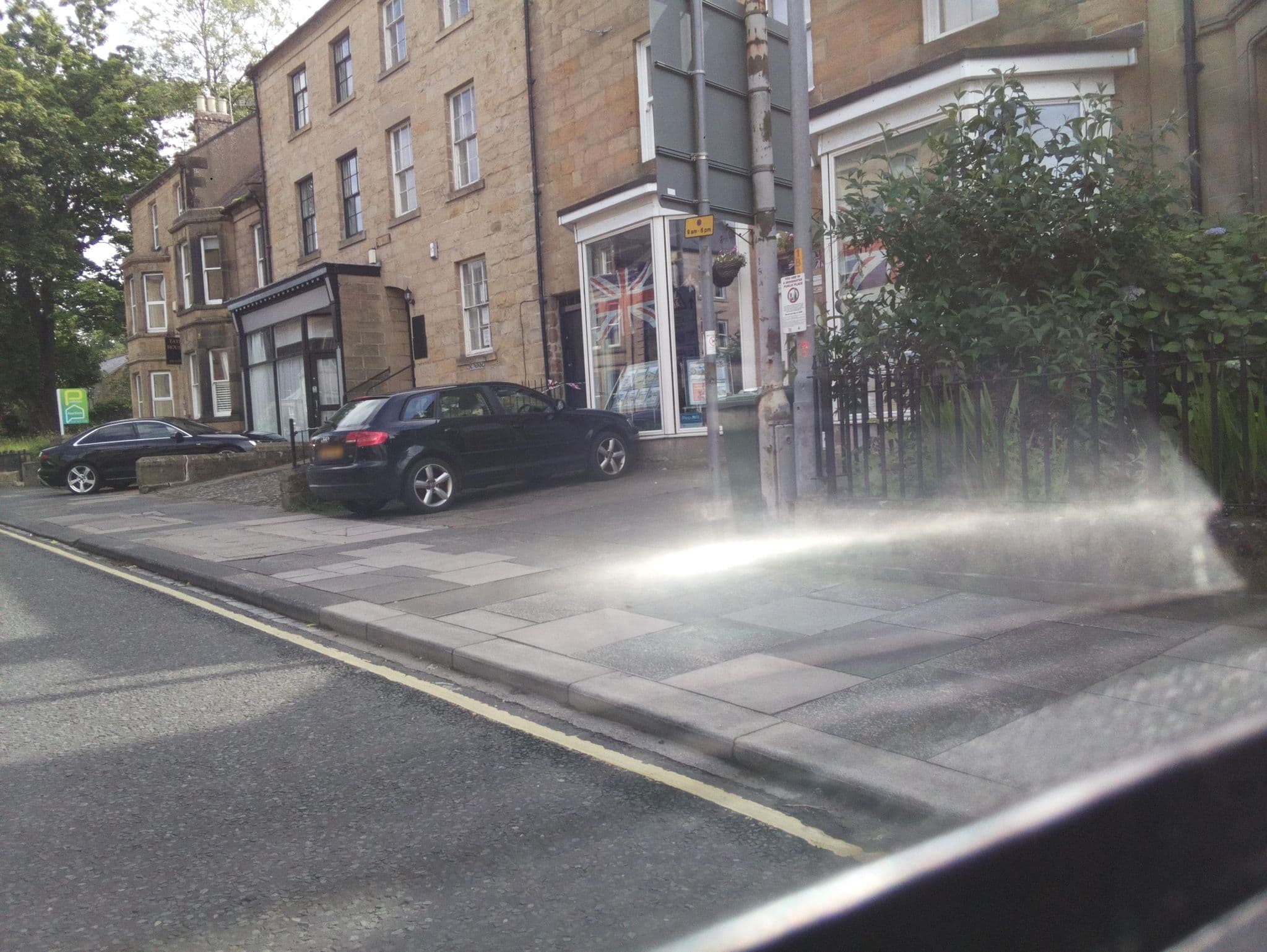 Street view near Castle Gate Guest House, Alnwick — © southglos (CC BY-SA · Mapillary)