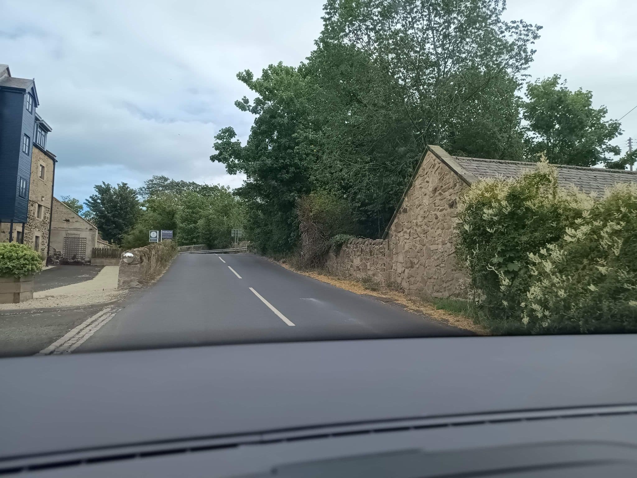 Street view near Waren House Hotel, Belford — © zuse (CC BY-SA · Mapillary)