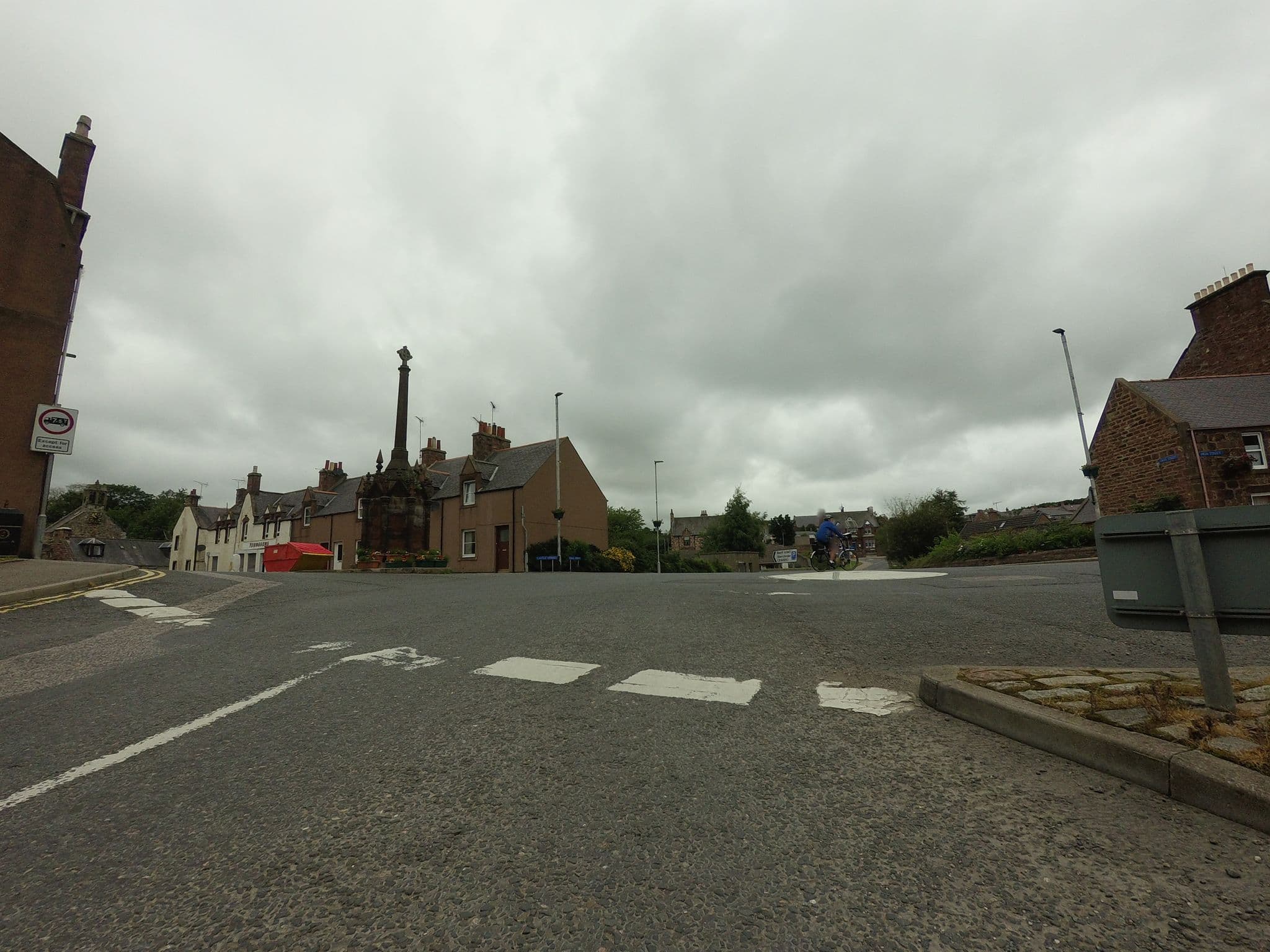 Street view near The Kastille, Turriff — © tallguy (CC BY-SA · Mapillary)