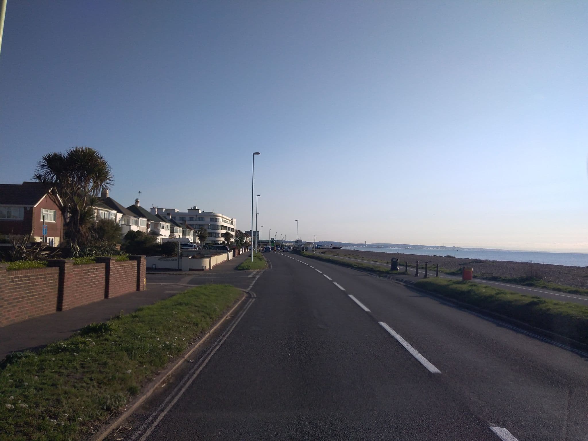 Street view near Bensons Guest House, Lancing — © andreste96 (CC BY-SA · Mapillary)