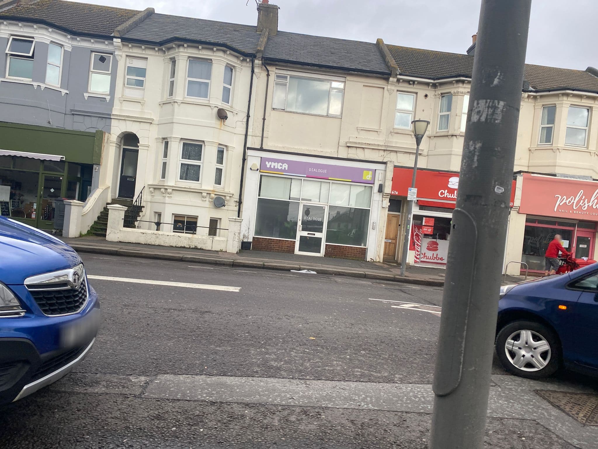Street view near Albany Hotel, Hove — © sjmarshalluk (CC BY-SA · Mapillary)