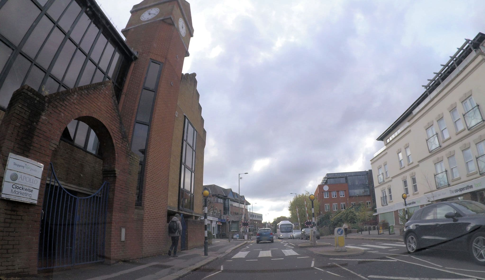 Street view near Roomspace Serviced Apartments - Trinity House, Reigate — © 4004 (CC BY-SA · Mapillary)