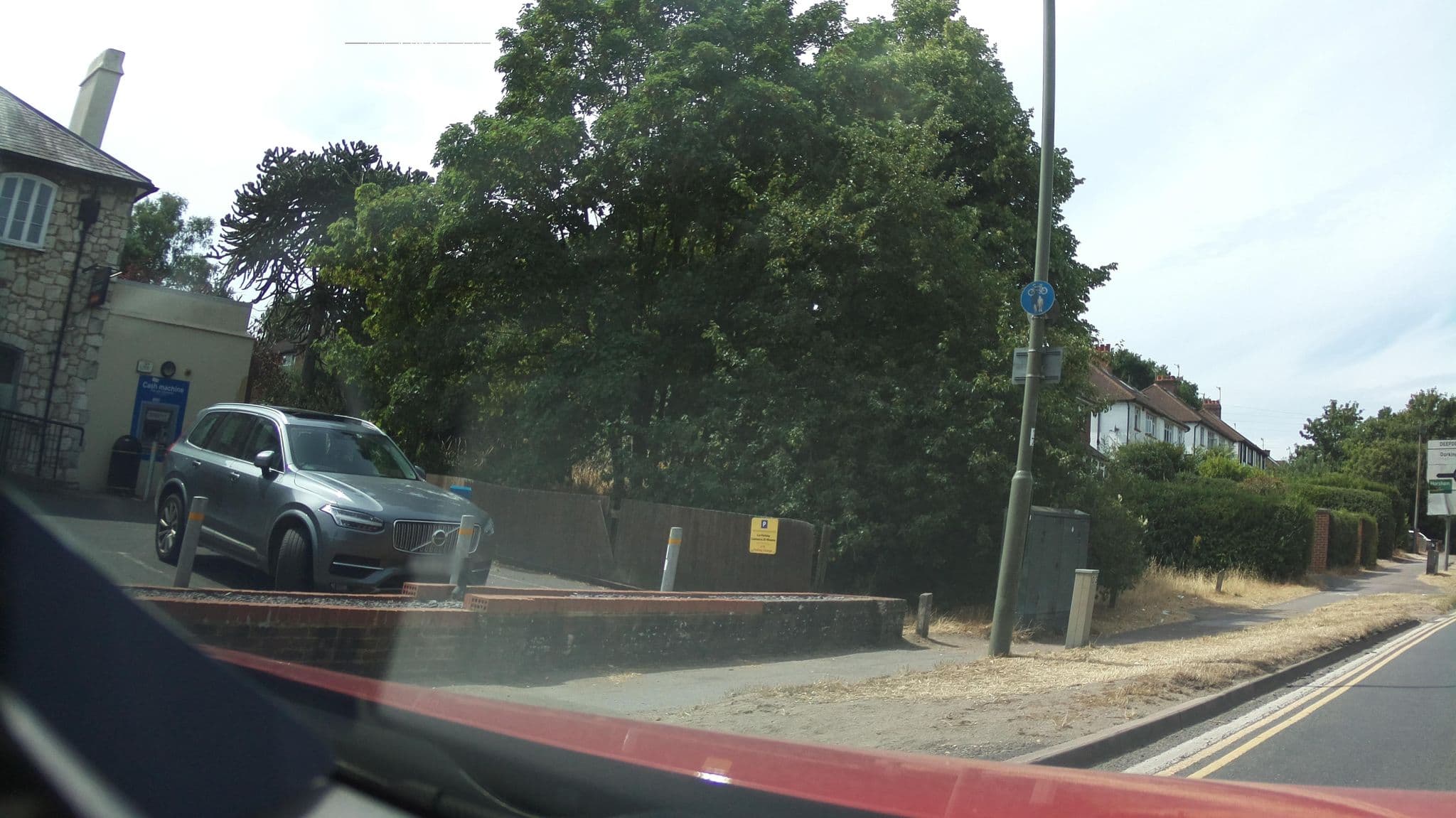 Street view near Travelodge, Dorking — © southglos (CC BY-SA · Mapillary)