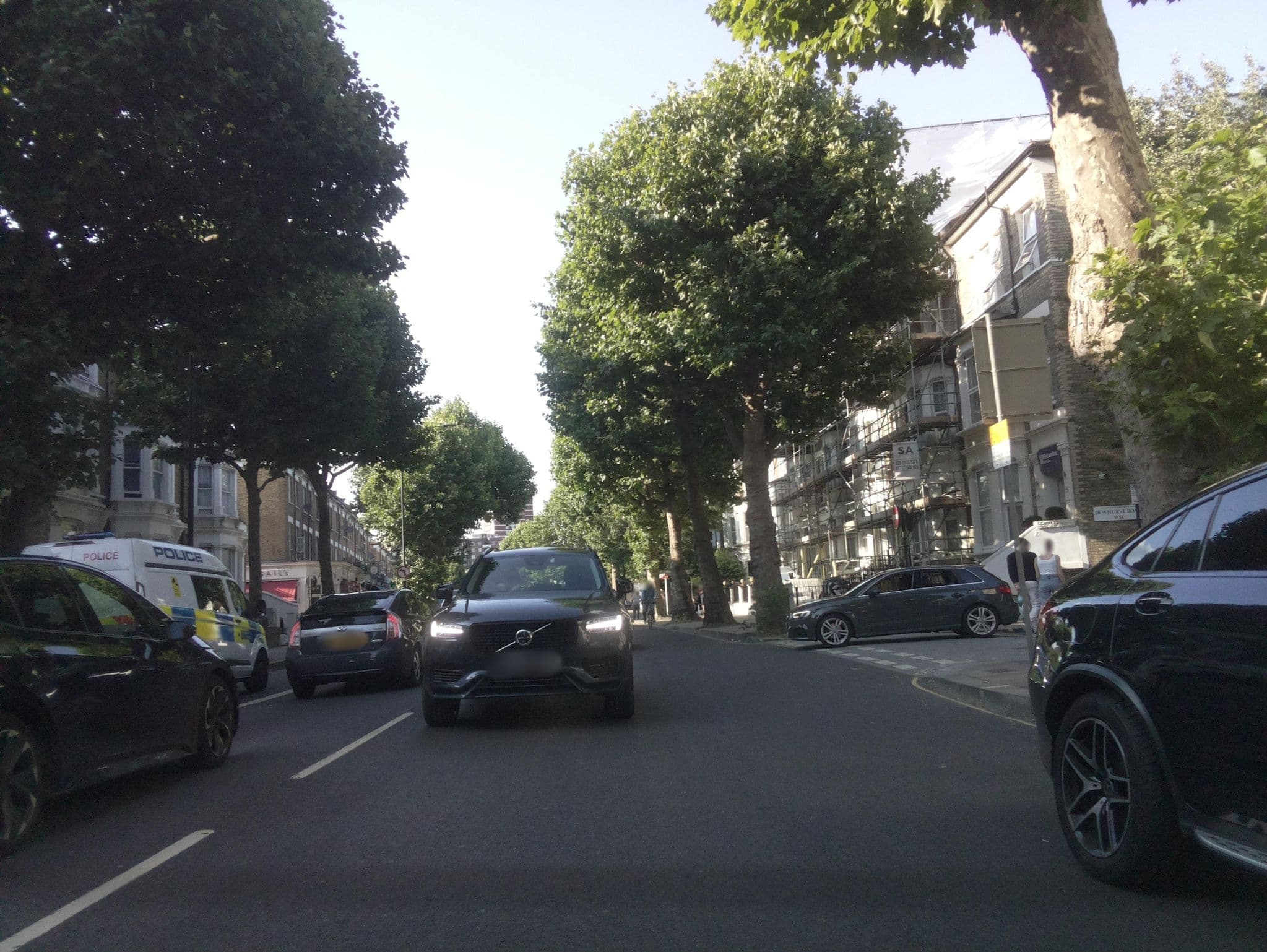 Street view near Dalmacia Hotel, Shepherds Bush — © southglos (CC BY-SA · Mapillary)