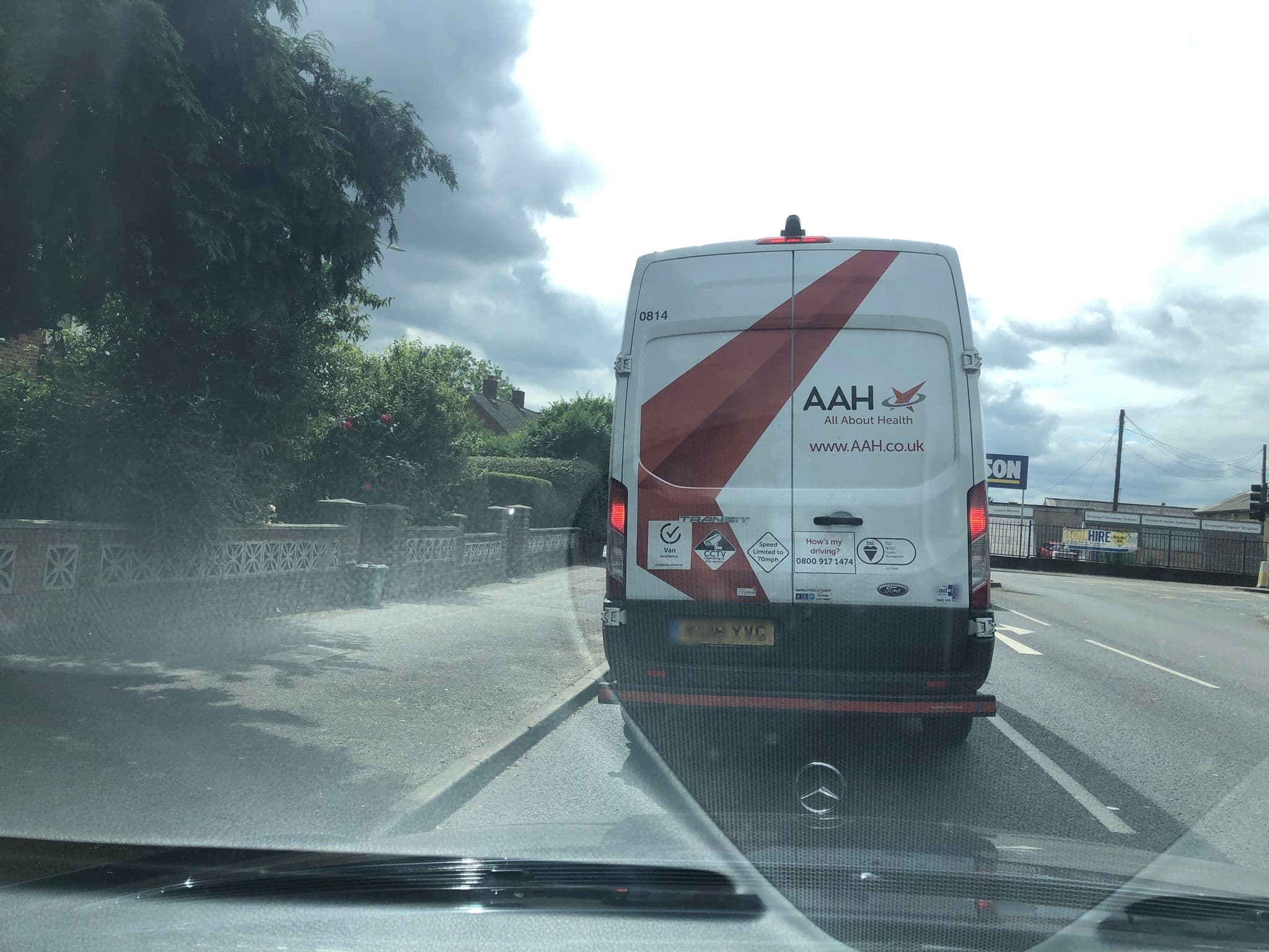 Street view near The Atkinsons, South Ruislip — © laye (CC BY-SA · Mapillary)