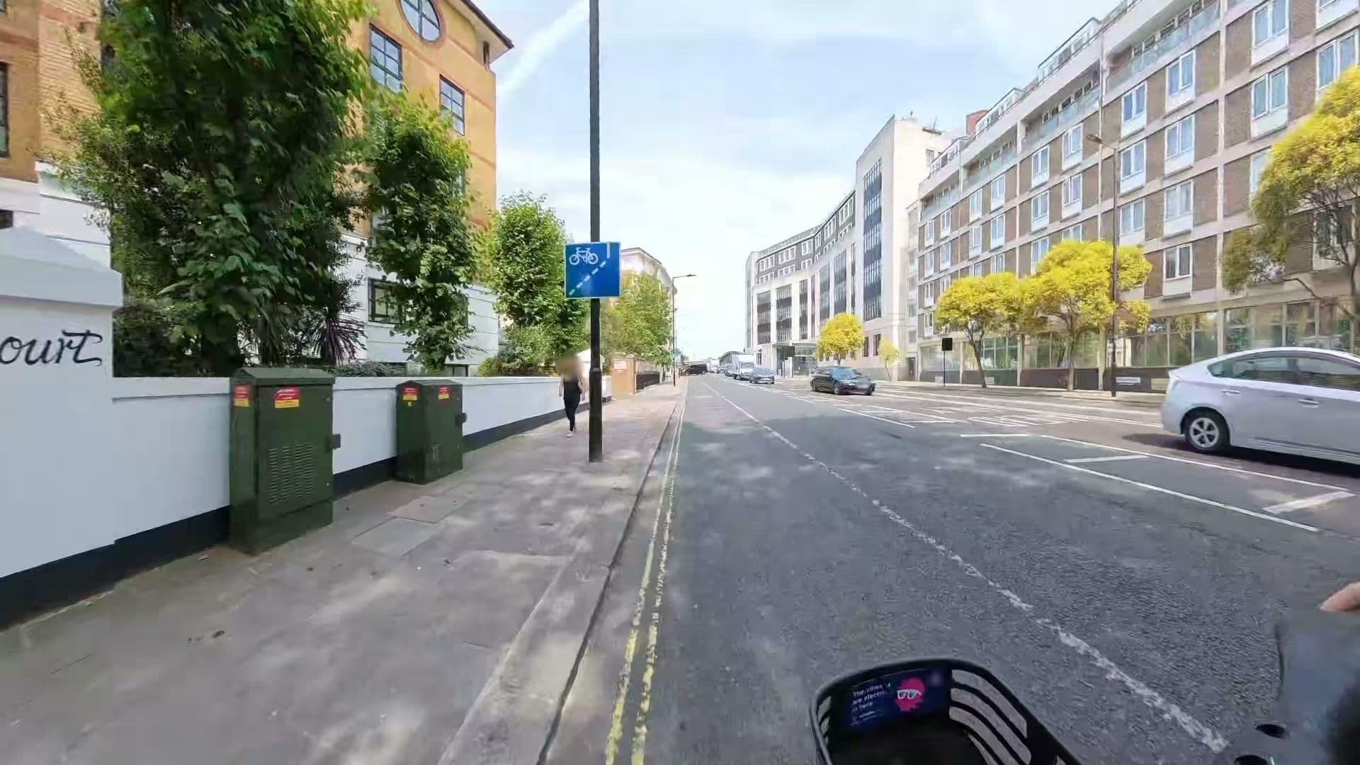 Street view near Paddington Balcony View, Lancaster Gate — © athuler (CC BY-SA · Mapillary)