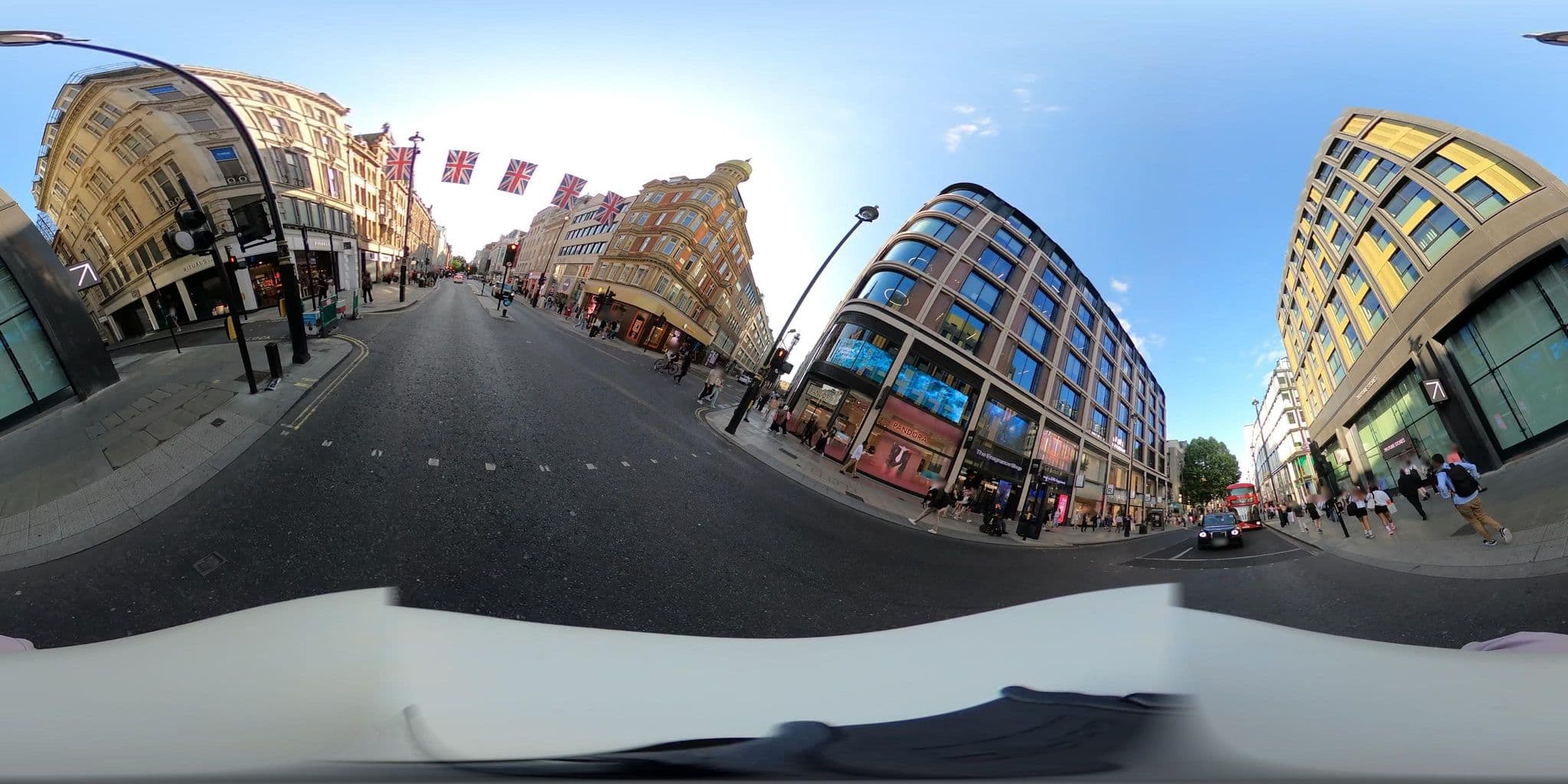 Street view near Stoke Place, Soho — © NatchaponJ (CC BY-SA · Mapillary)