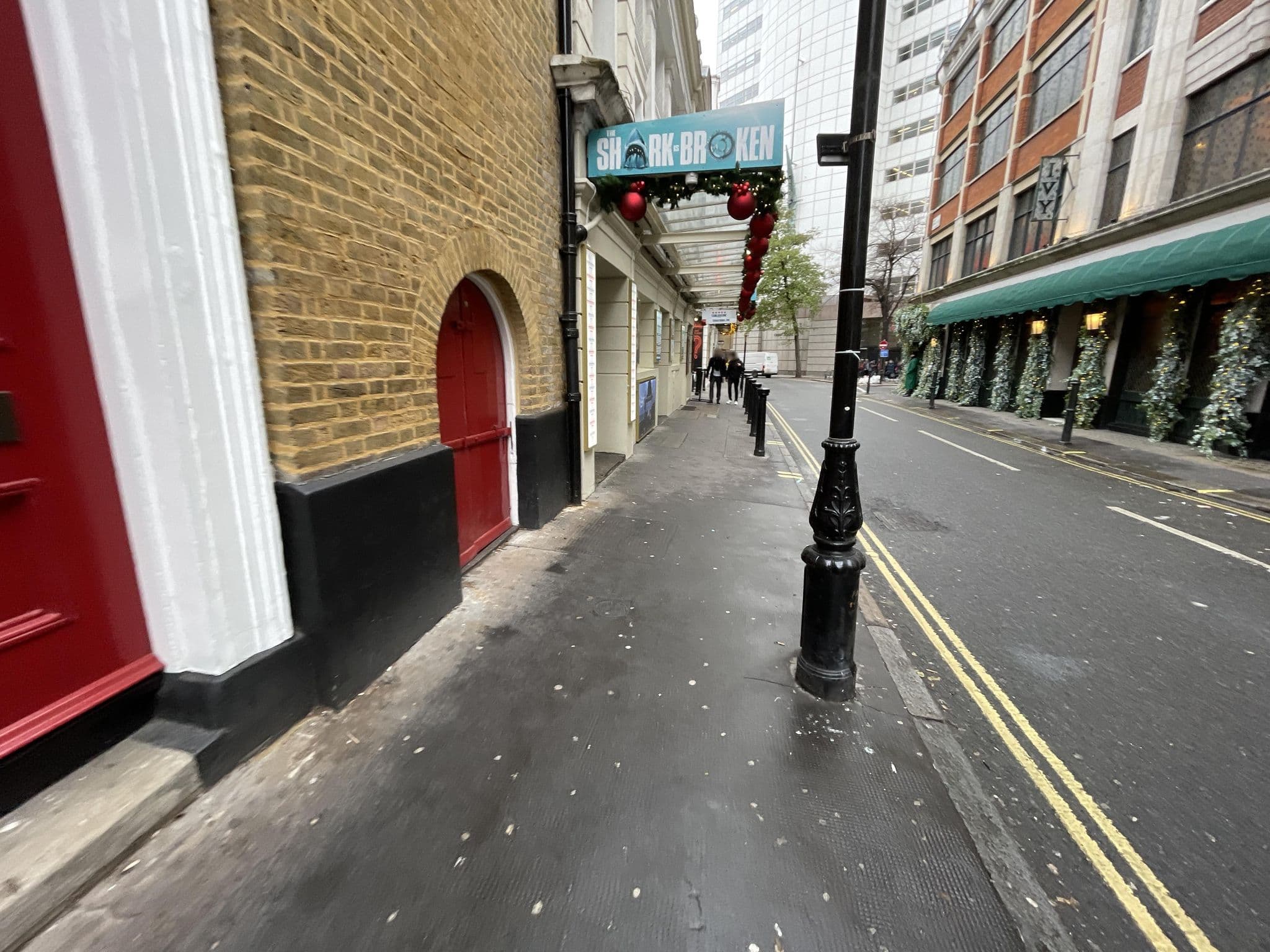 Street view near London, London — © asturksever (CC BY-SA · Mapillary)