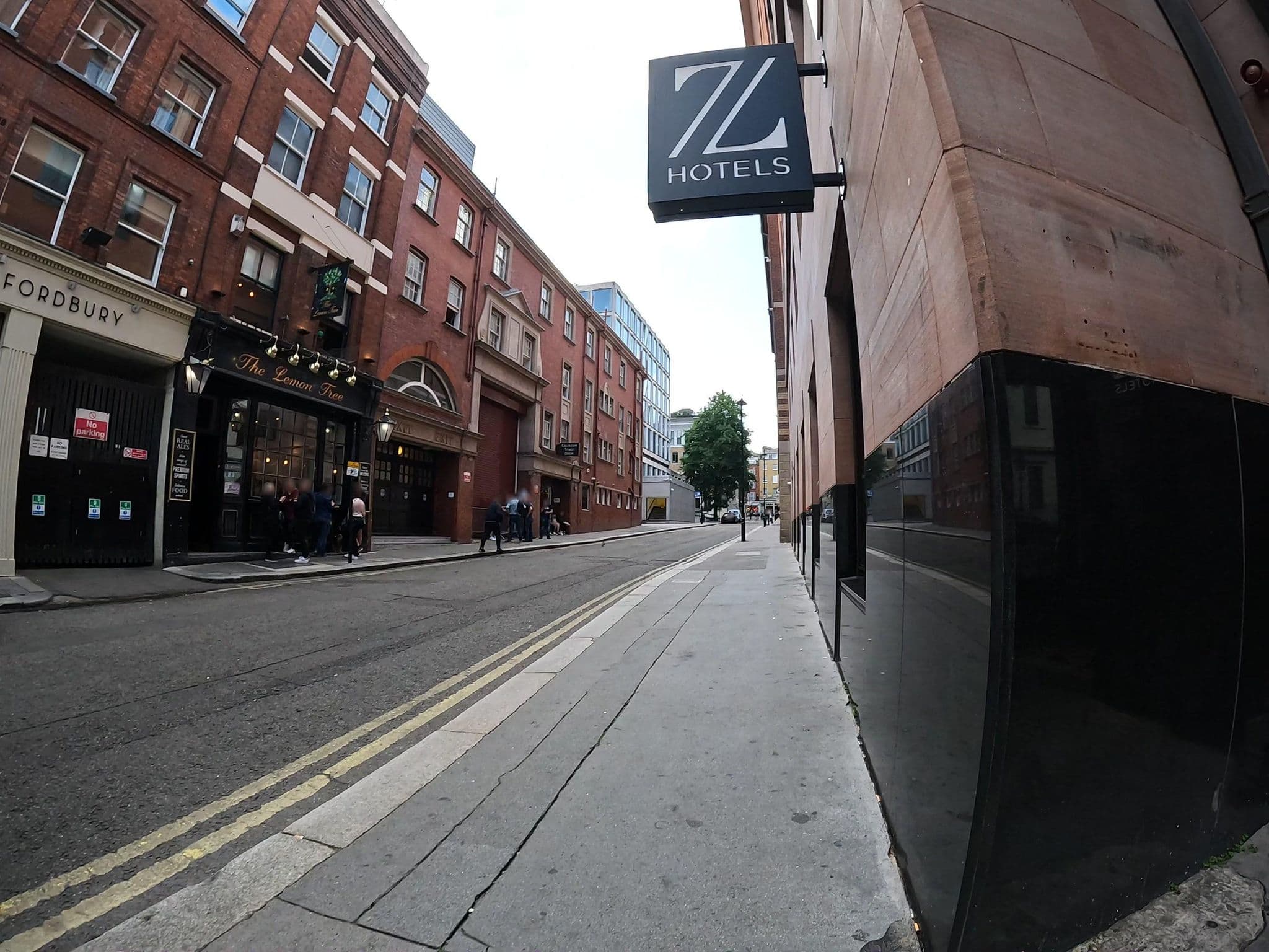 Street view near Epic Ride London, London — © erias (CC BY-SA · Mapillary)