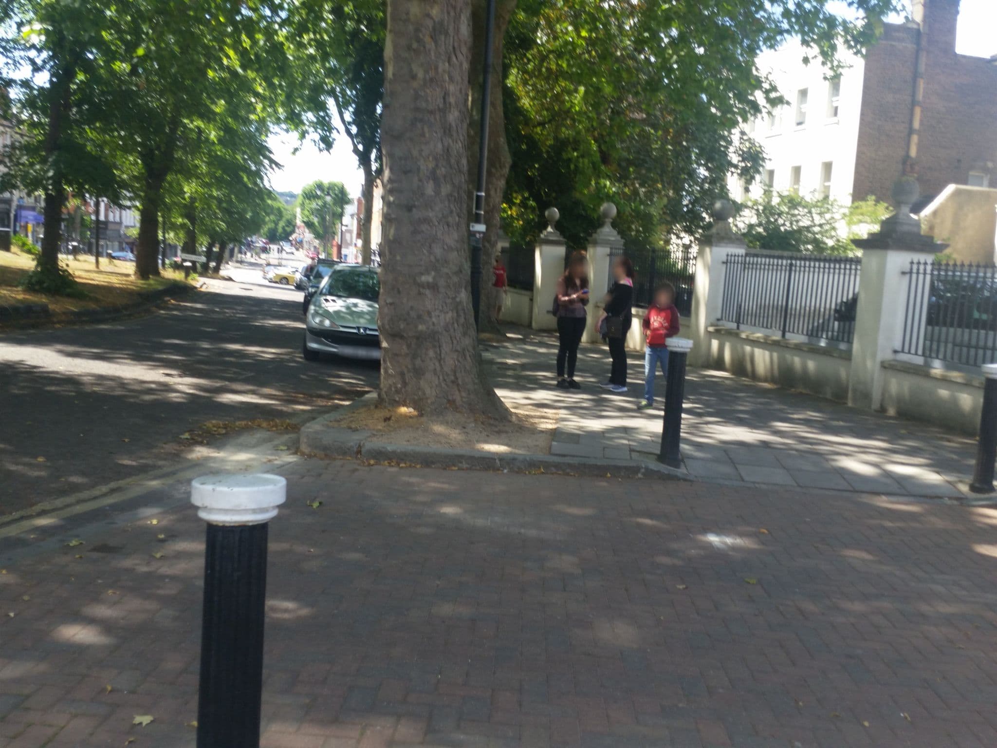 Street view near Windsor Holiday Apartments, Hornsey — © matth81 (CC BY-SA · Mapillary)