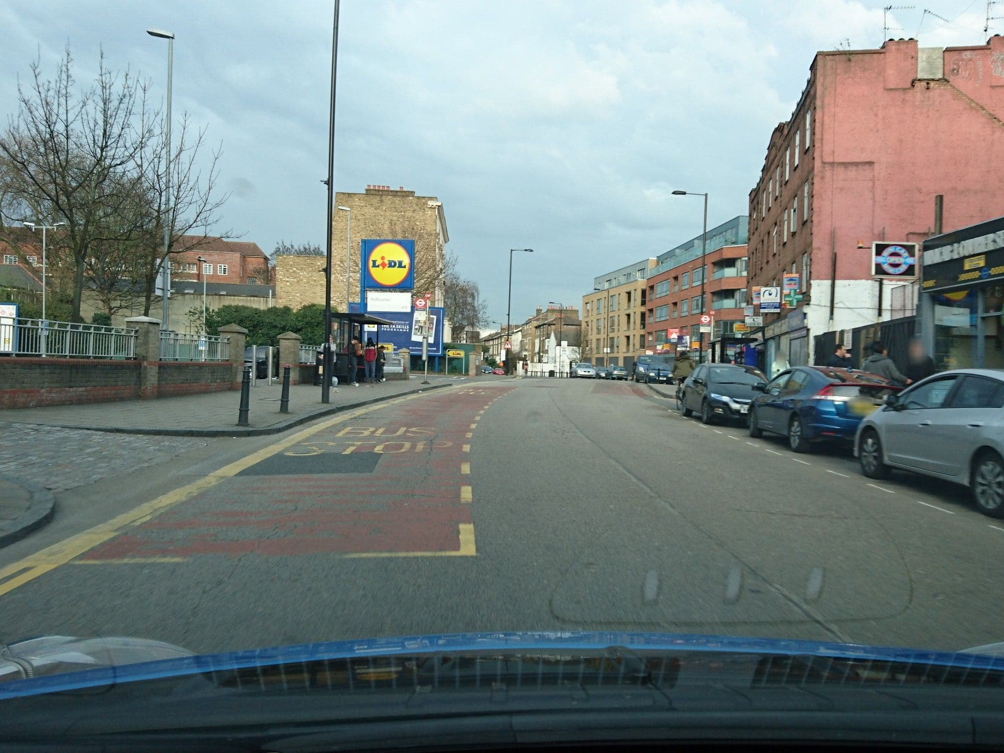 Street view near Shuttleworth Hostel, Bethnal Green — © zymurgic (CC BY-SA · Mapillary)