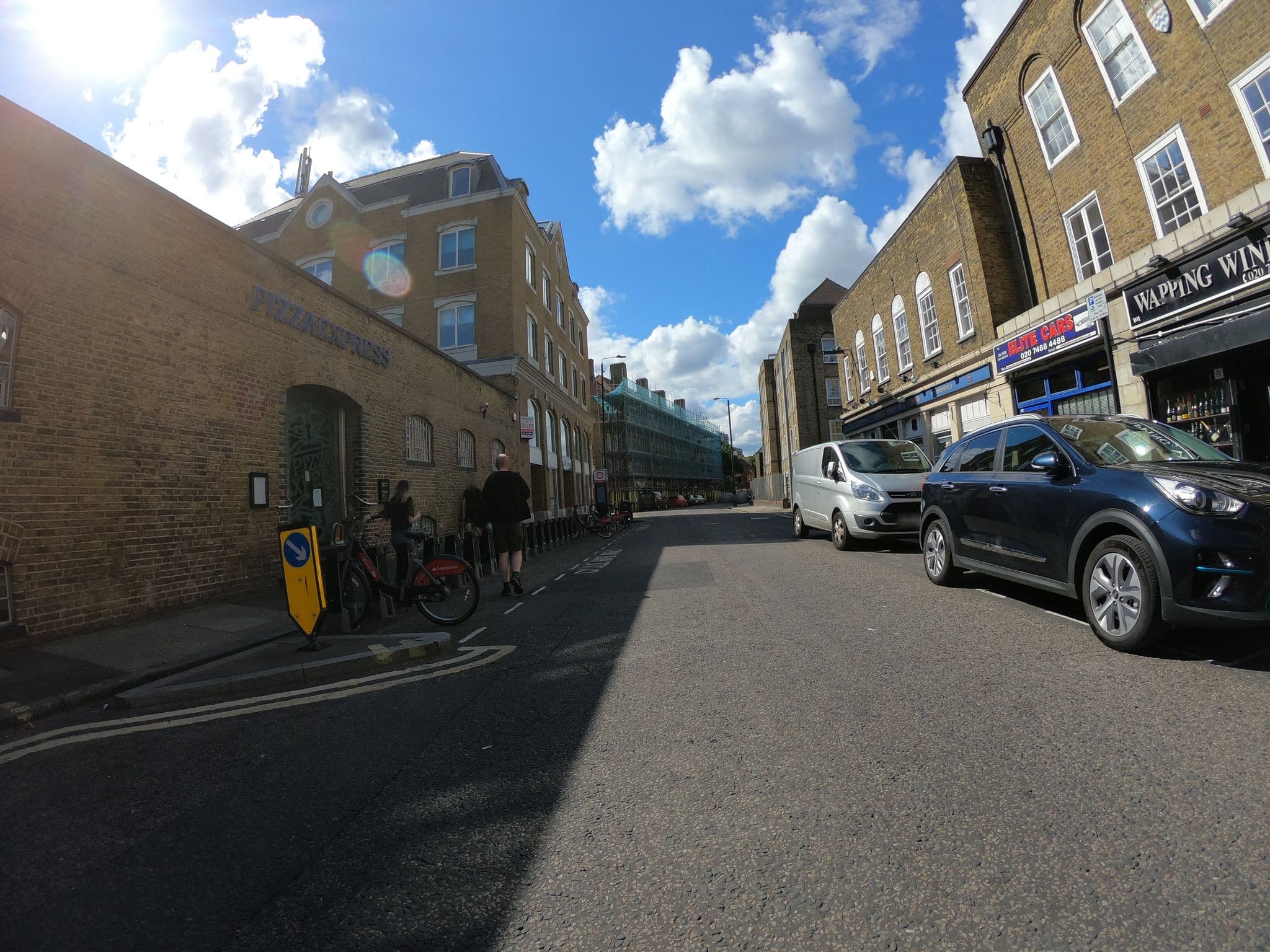 Street view near Dockers Inn, Shadwell — © wasd42 (CC BY-SA · Mapillary)
