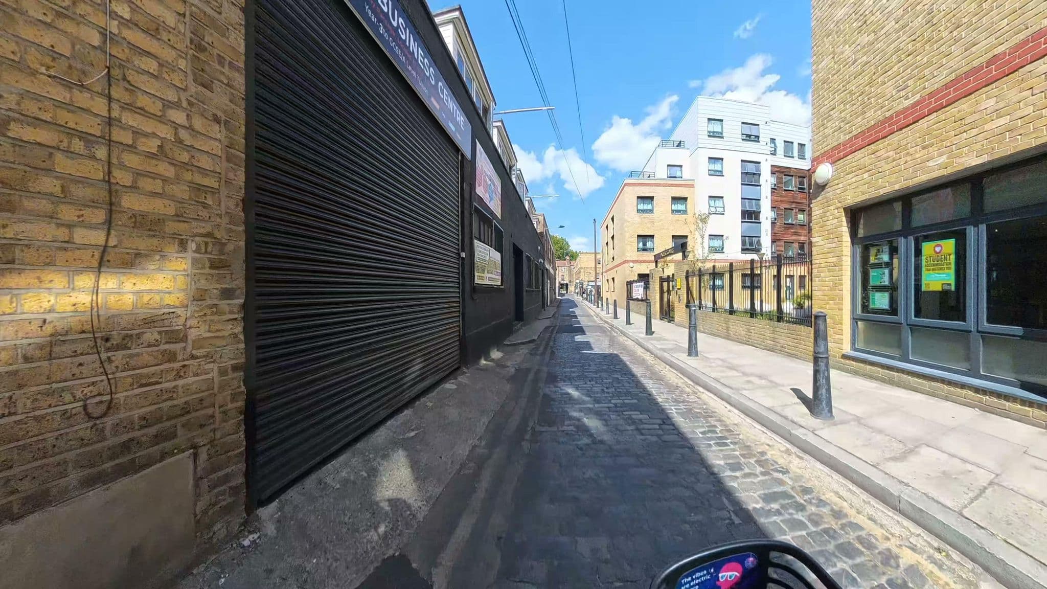 Street view near The Residence, Stepney — © athuler (CC BY-SA · Mapillary)
