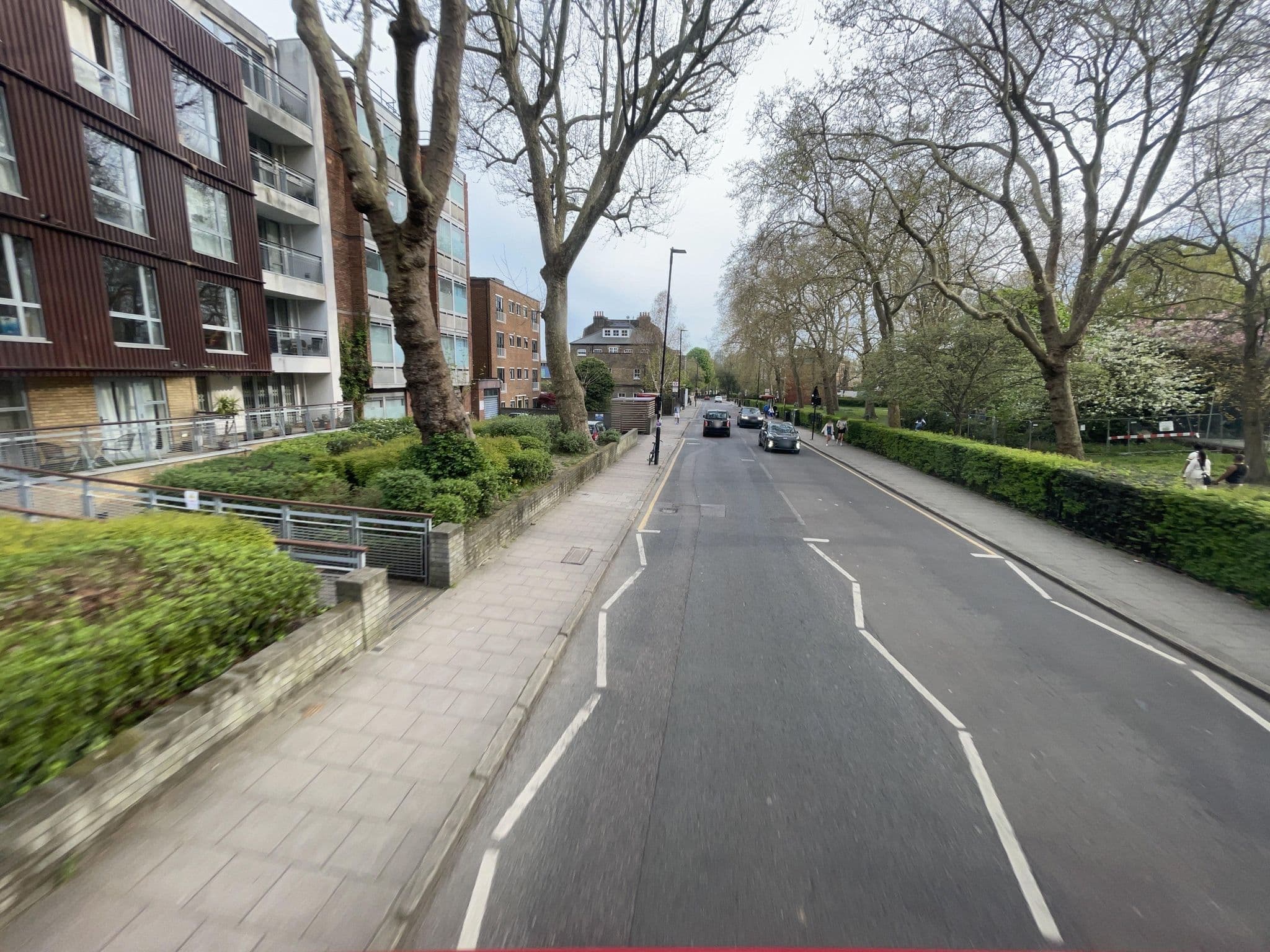 Street view near KPH Hostel, Highbury — © gness (CC BY-SA · Mapillary)