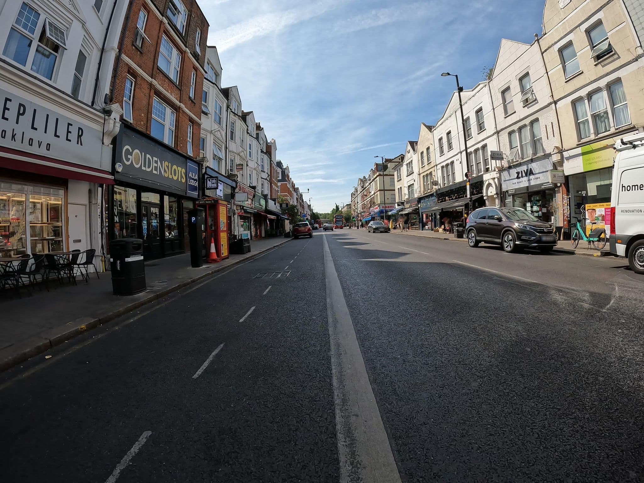 Street view near Grand Parade Apartments, Harringay — © erias (CC BY-SA · Mapillary)