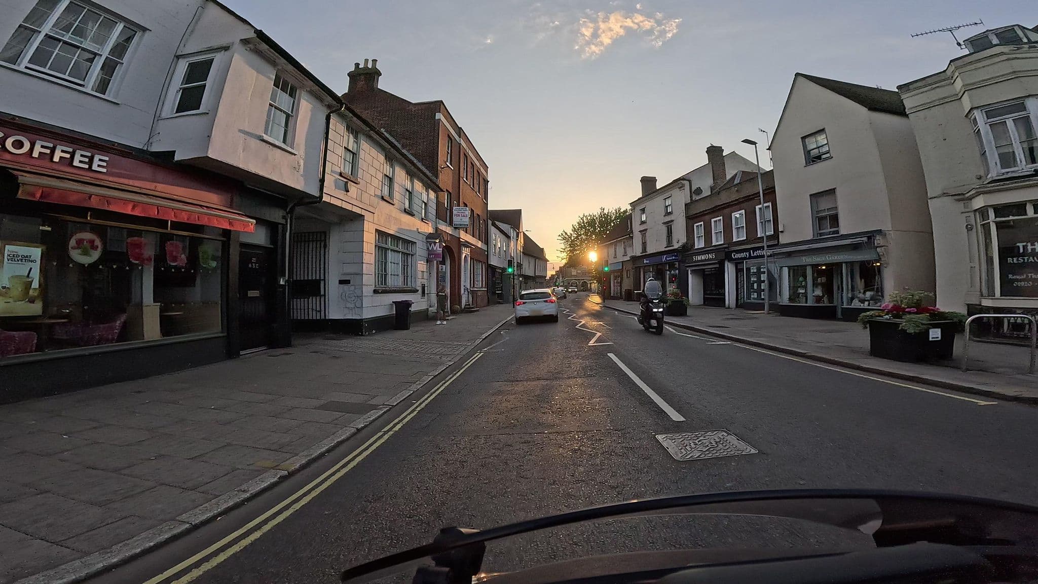 Street view near Barnett Household, Ware — © wasd42 (CC BY-SA · Mapillary)