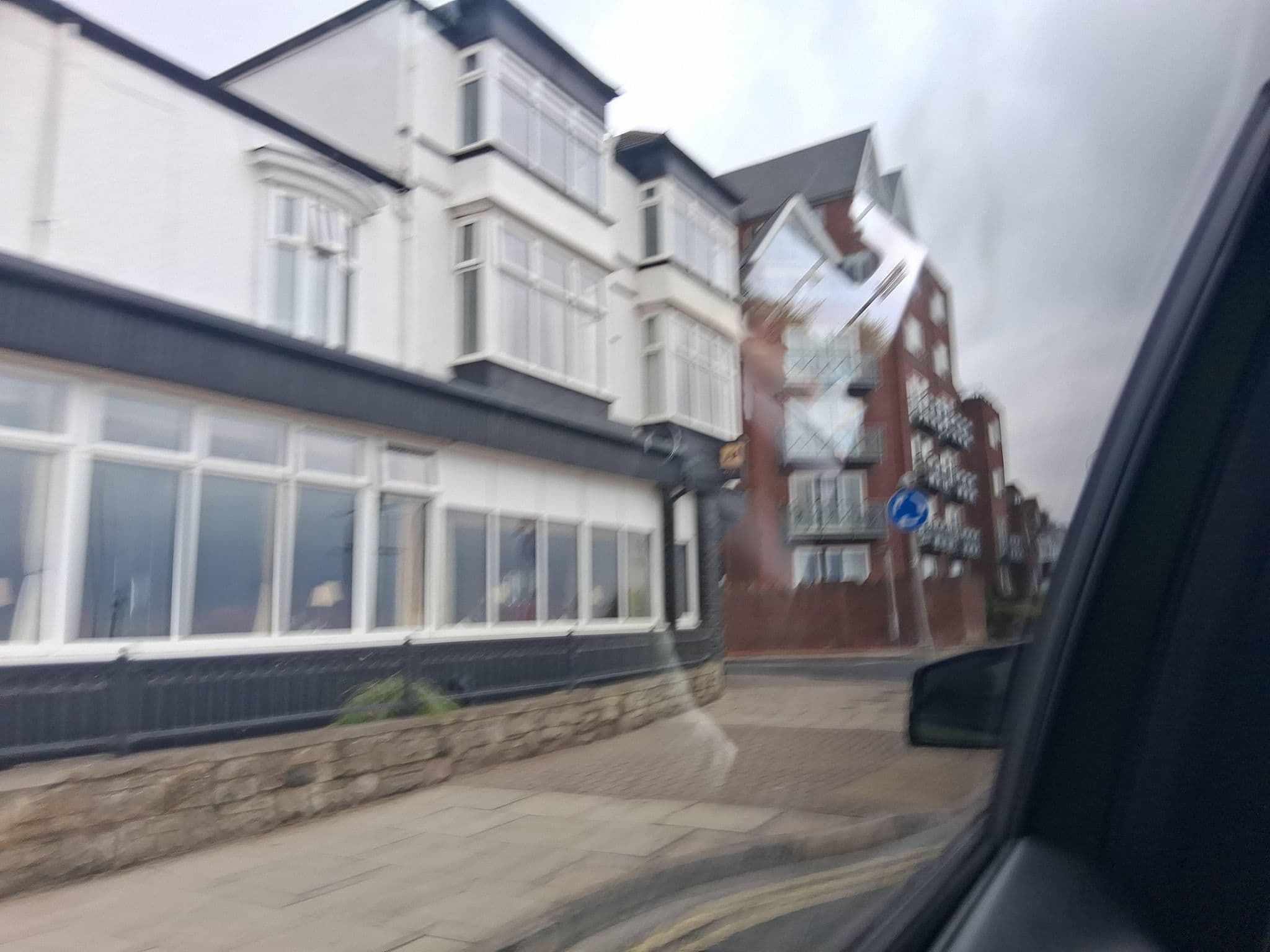 Street view near Kingsway Hotel Cleethorpes, Cleethorpes — © Lapscle (CC BY-SA · Mapillary)