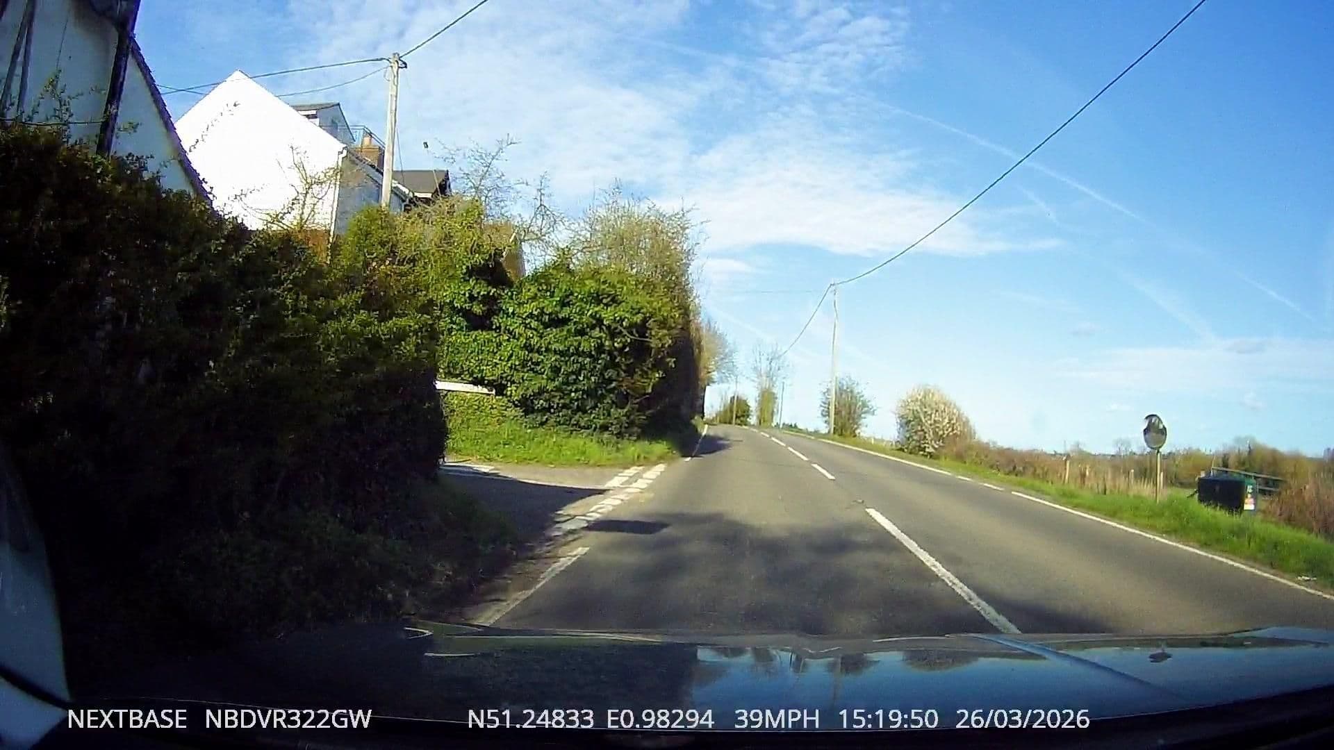 Street view near Homelea Bed & Breakfast Canterbury, Chartham — © tallguy (CC BY-SA · Mapillary)