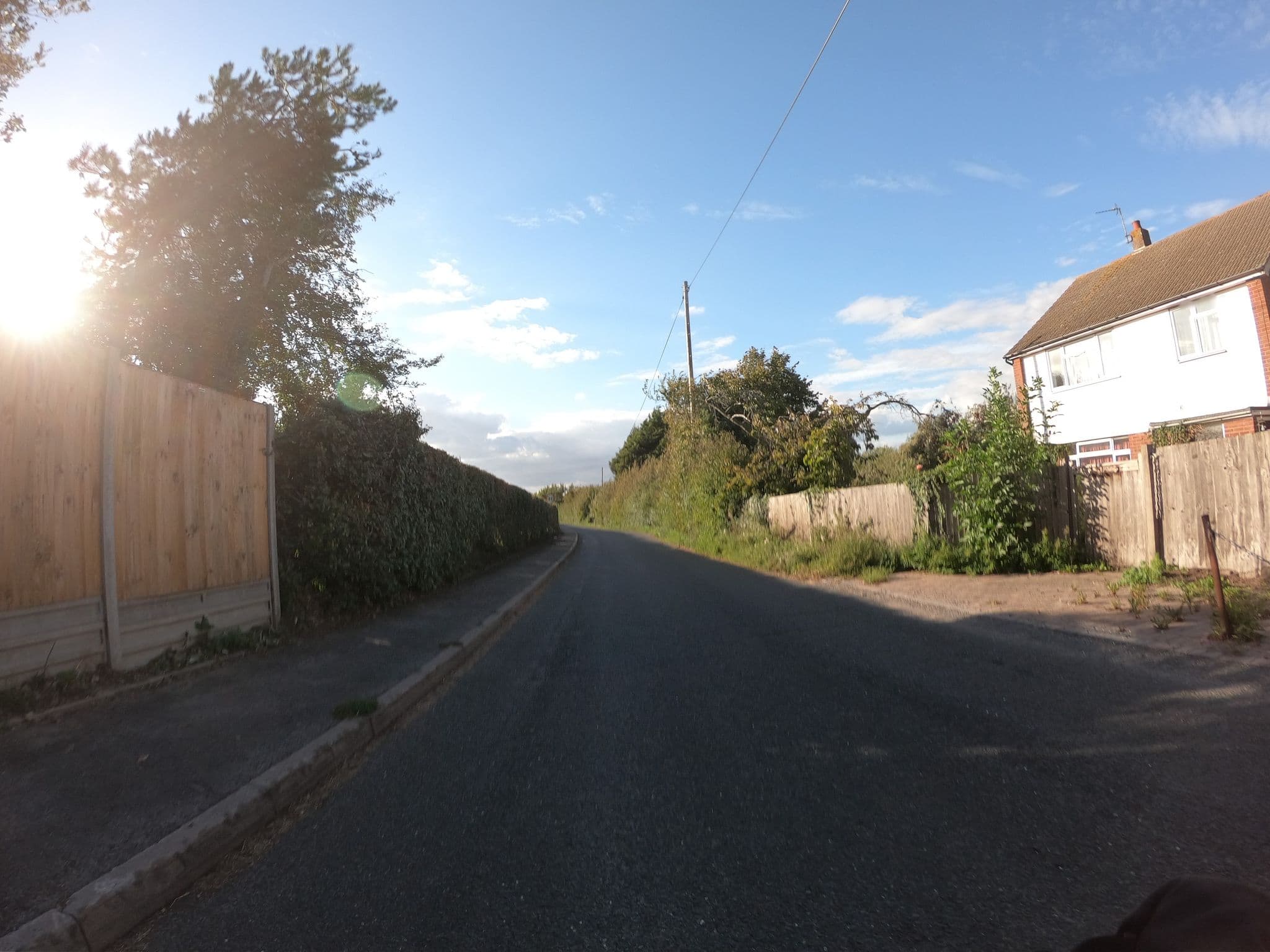 Street view near Alpaca Lodge, Sittingbourne — © paulbiv (CC BY-SA · Mapillary)