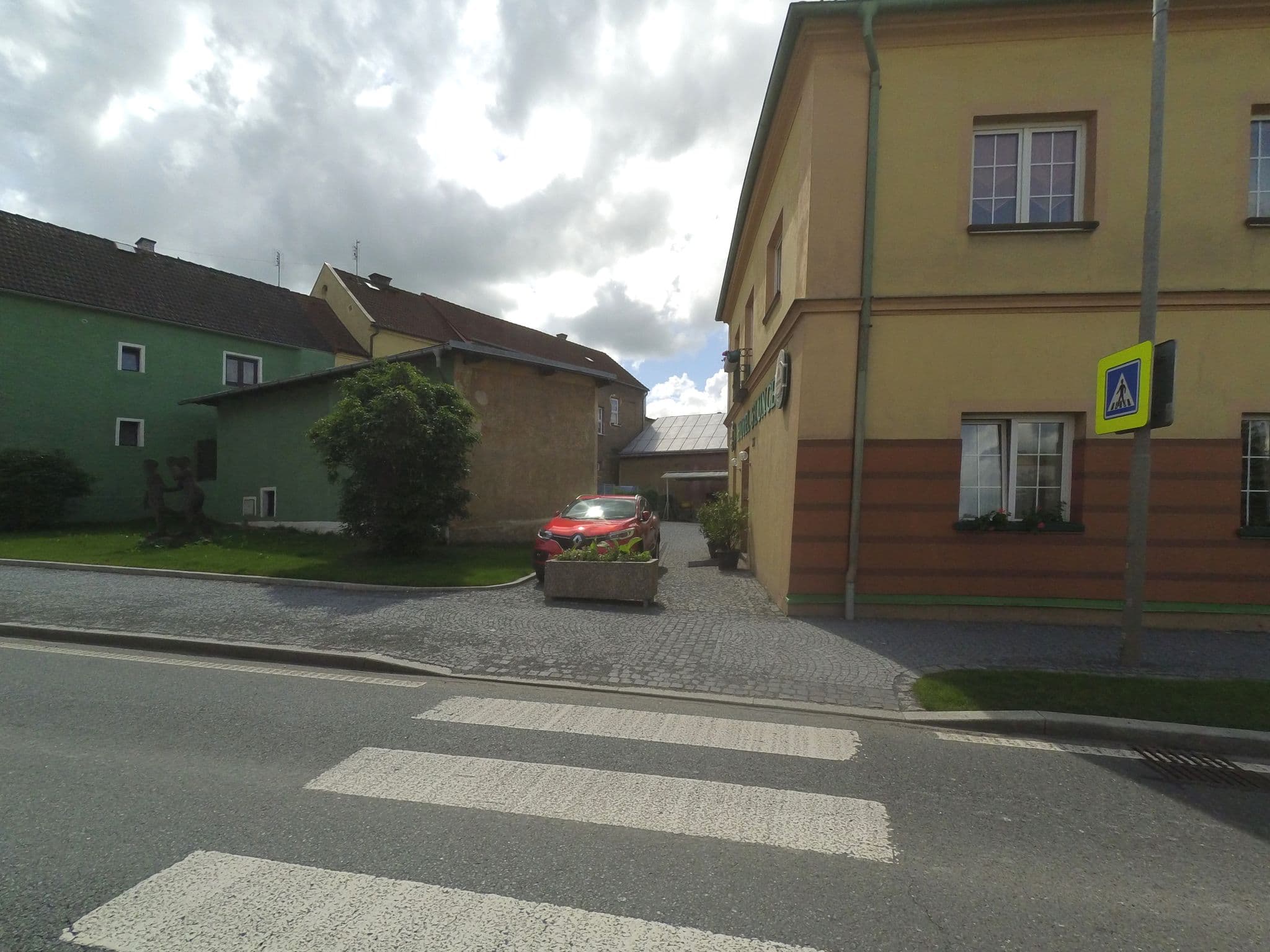 Street view near Slunce, Chodová Planá — © wegavision (CC BY-SA · Mapillary)