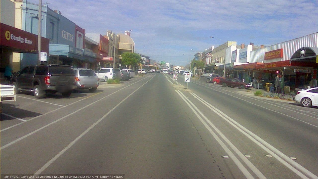 Street view near Grampians Turf Hotel, Ararat — © bob3bob3 (CC BY-SA · Mapillary)
