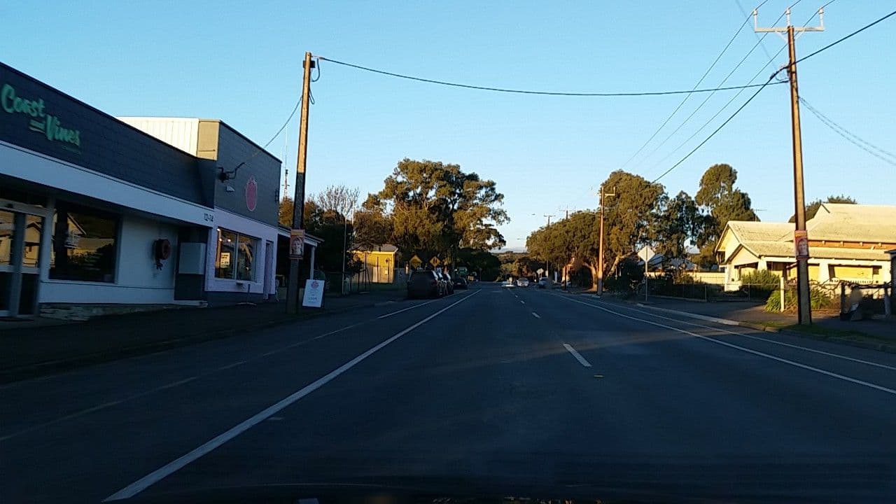 Street view near Cobblers Cottage B&B, Willunga — © didz (CC BY-SA · Mapillary)
