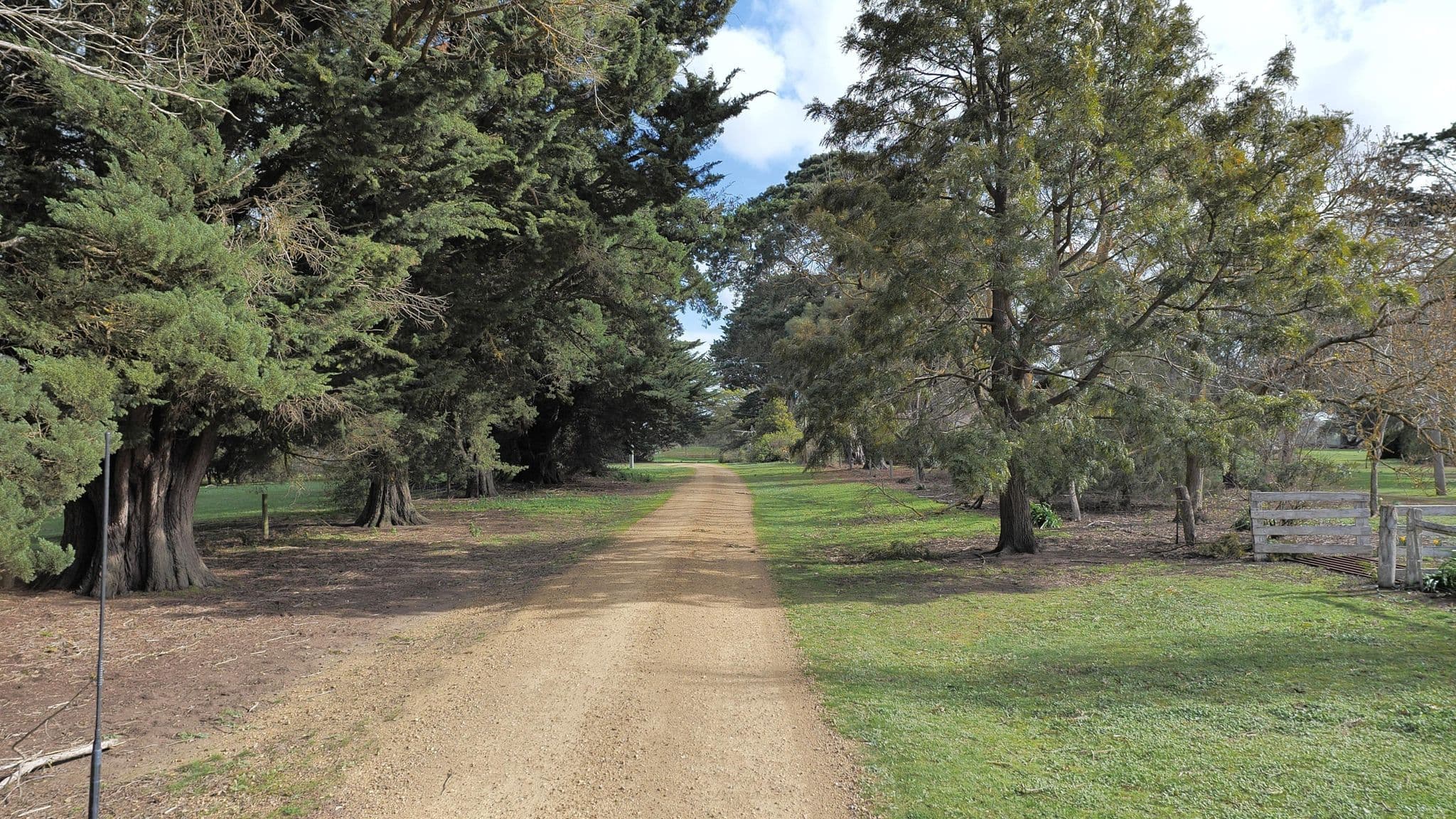 Street view near Mereweather Estate, Hamilton — © SGSC_GIS_ADMIN (CC BY-SA · Mapillary)