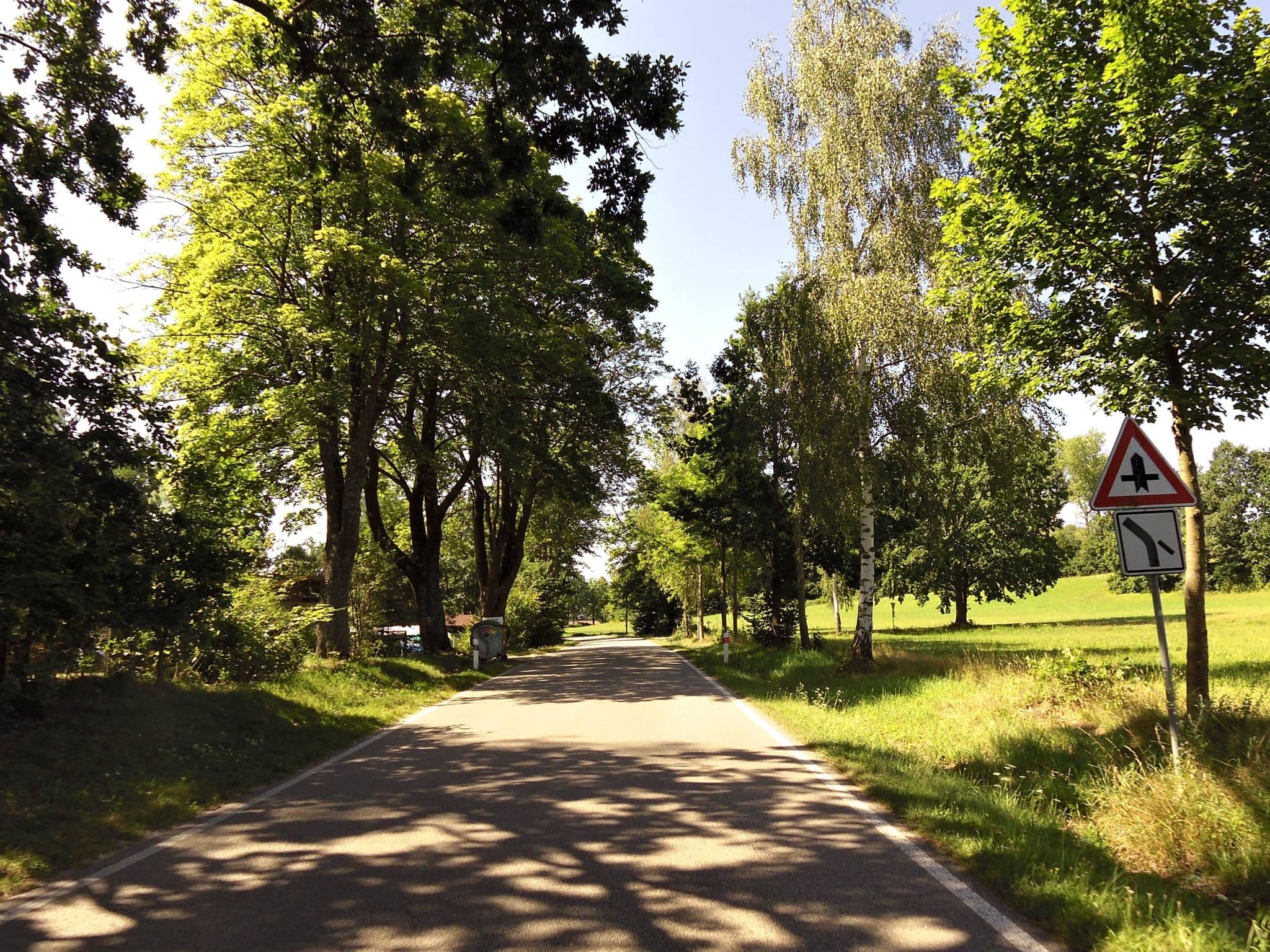 Street view near kemp Březák, Chlum u Třeboně — © fell3 (CC BY-SA · Mapillary)