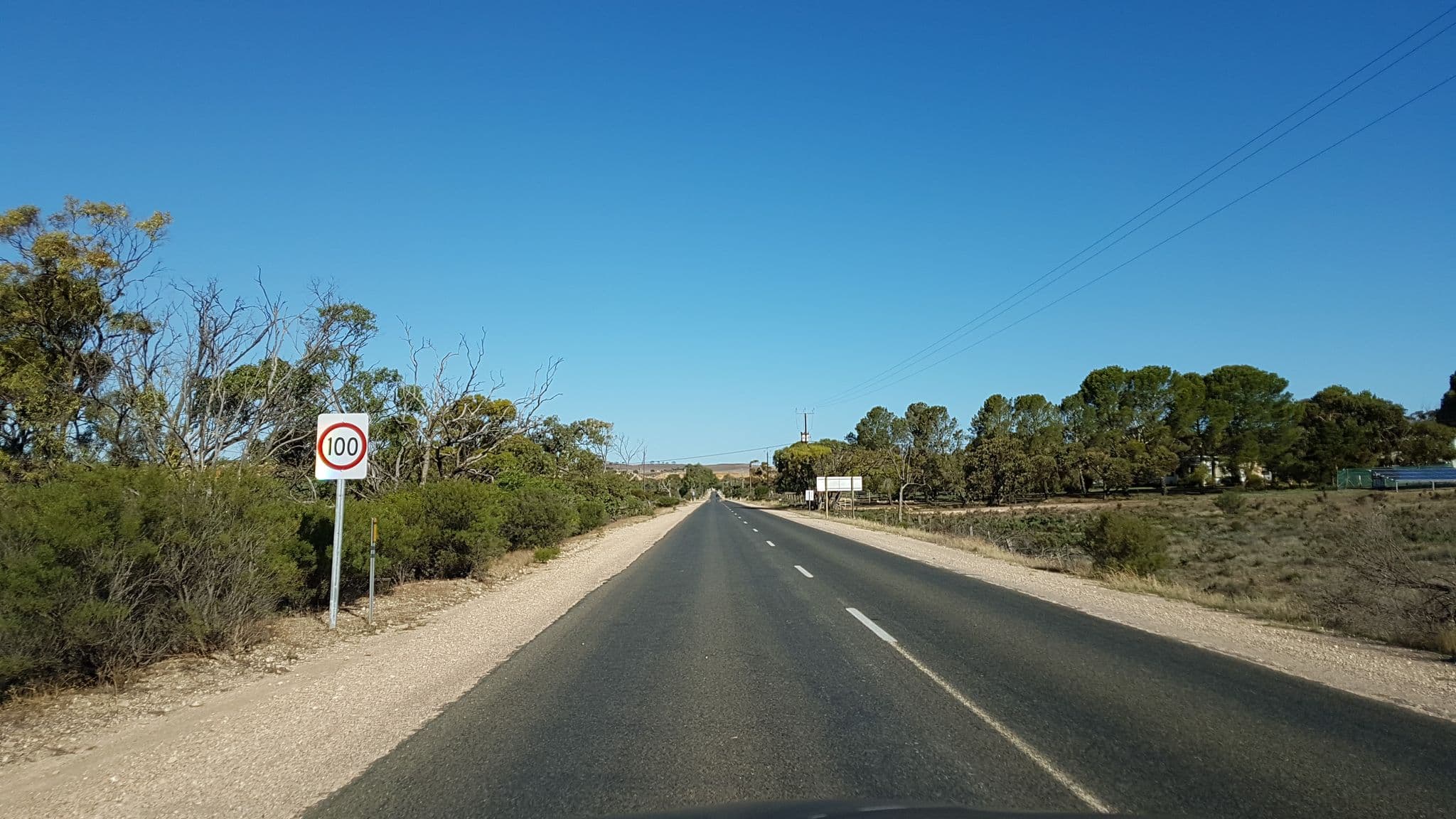Street view near Lake Bywater Cottage, Mannum — © didz (CC BY-SA · Mapillary)