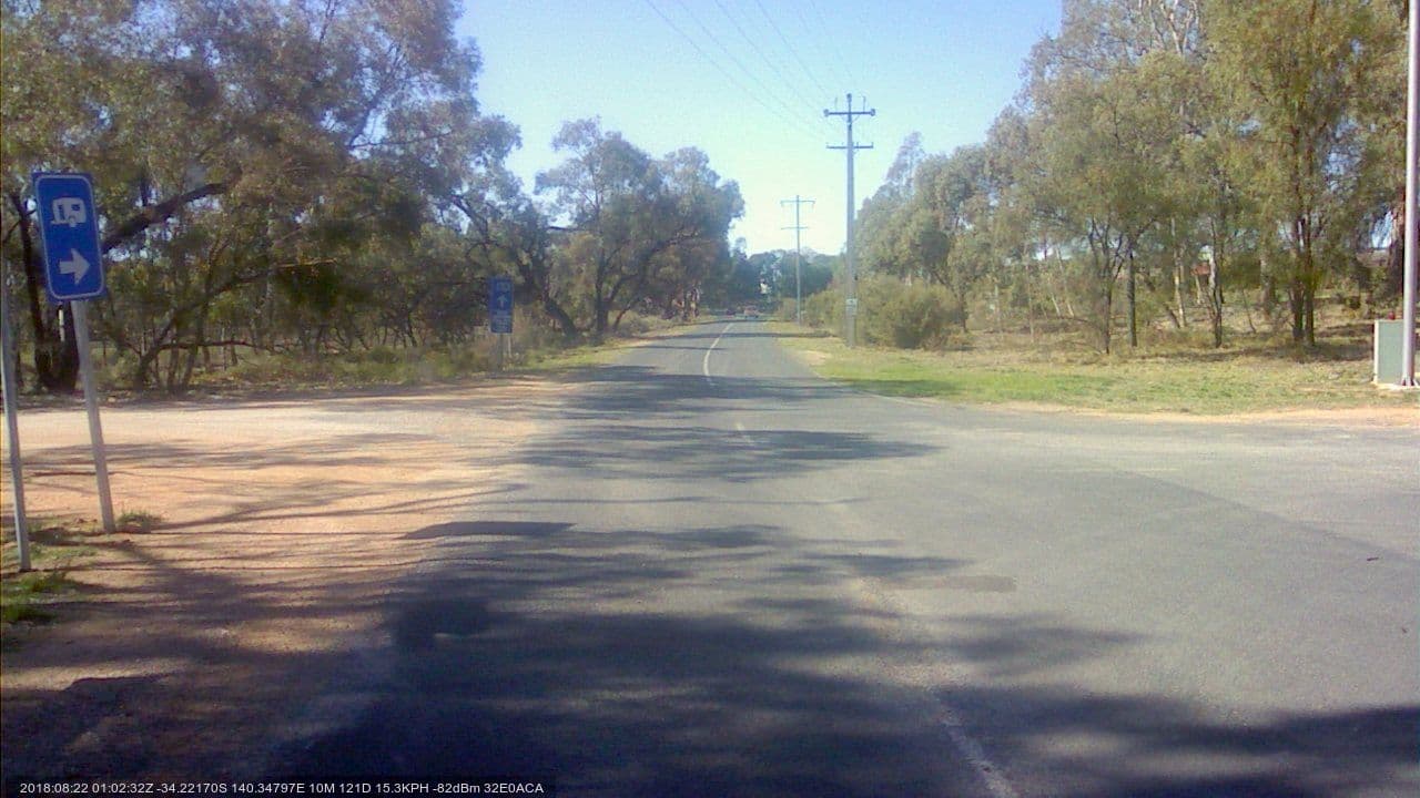 Street view near Akuna Station, Barmera — © bob3bob3 (CC BY-SA · Mapillary)