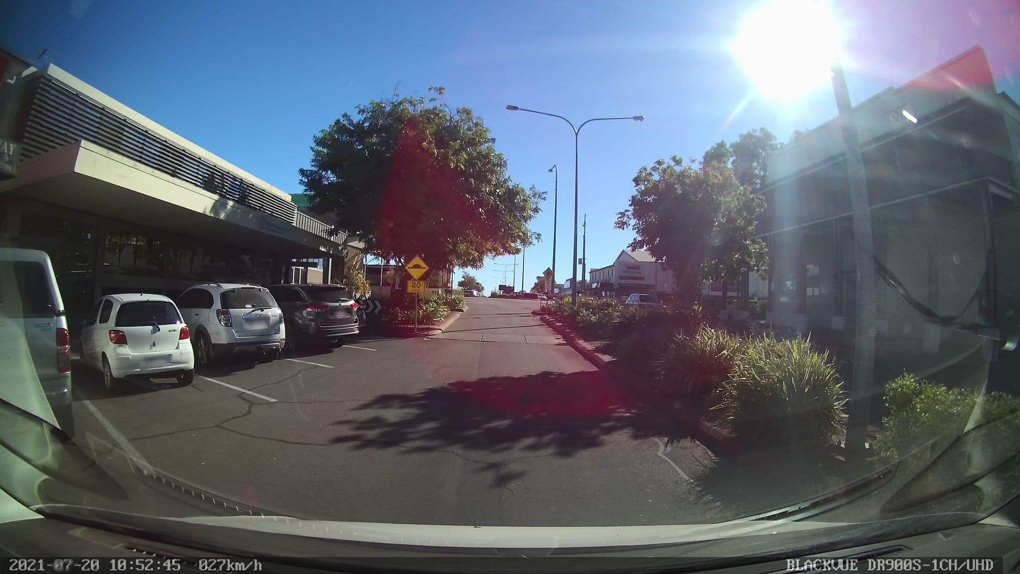 Street view near Red Earth Hotel, Mount Isa — © bob3bob3 (CC BY-SA · Mapillary)