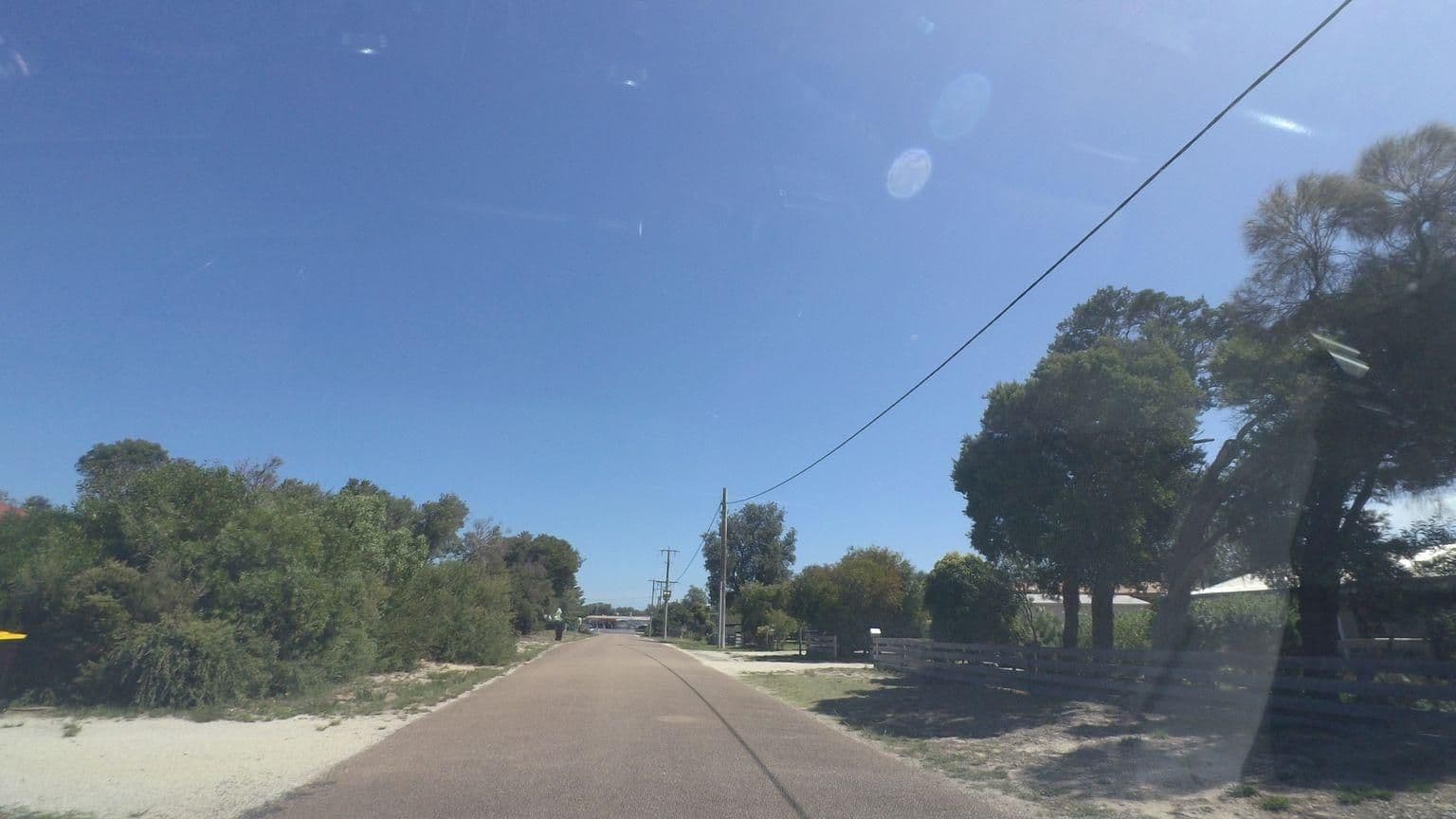 Street view near Ninety Mile Beach Escape, Sale — © mander (CC BY-SA · Mapillary)