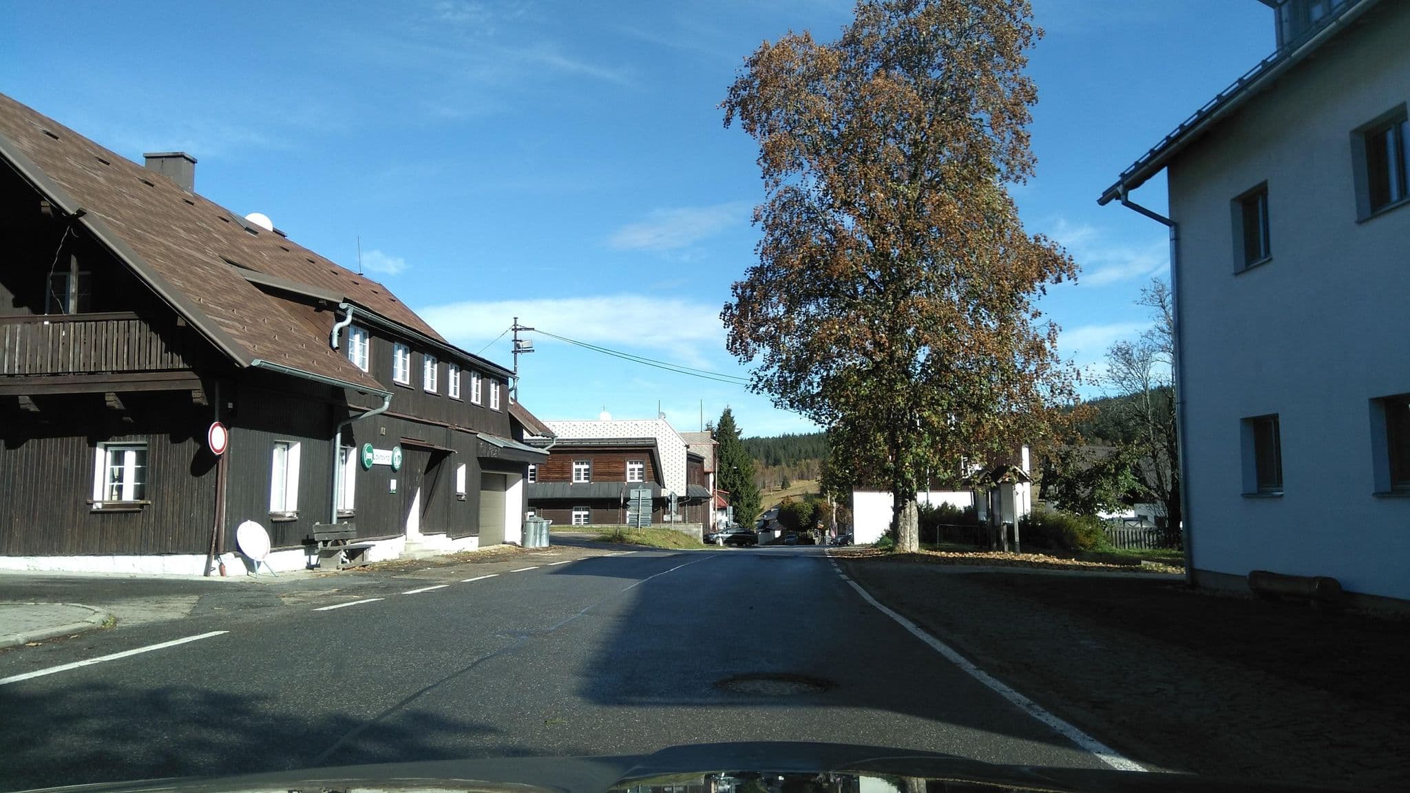 Street view near Ubytovna Lovecká chata, Stachy — © vwv (CC BY-SA · Mapillary)