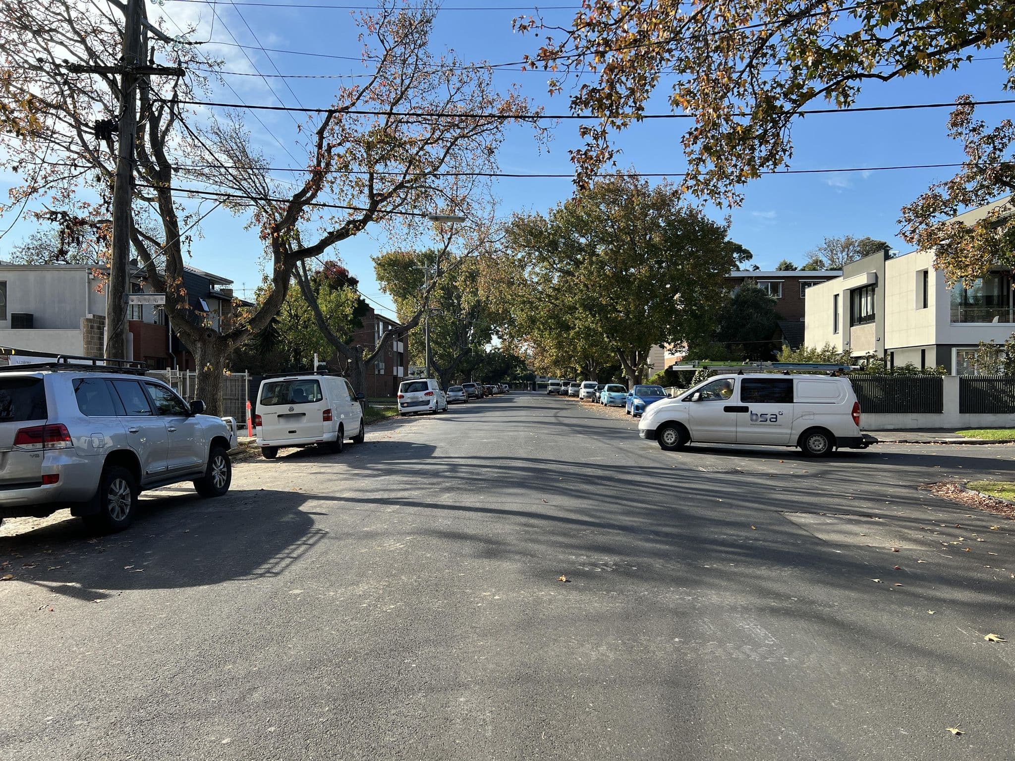Street view near Alrae Bed & Breakfast, St Kilda East — © StrayMax89 (CC BY-SA · Mapillary)