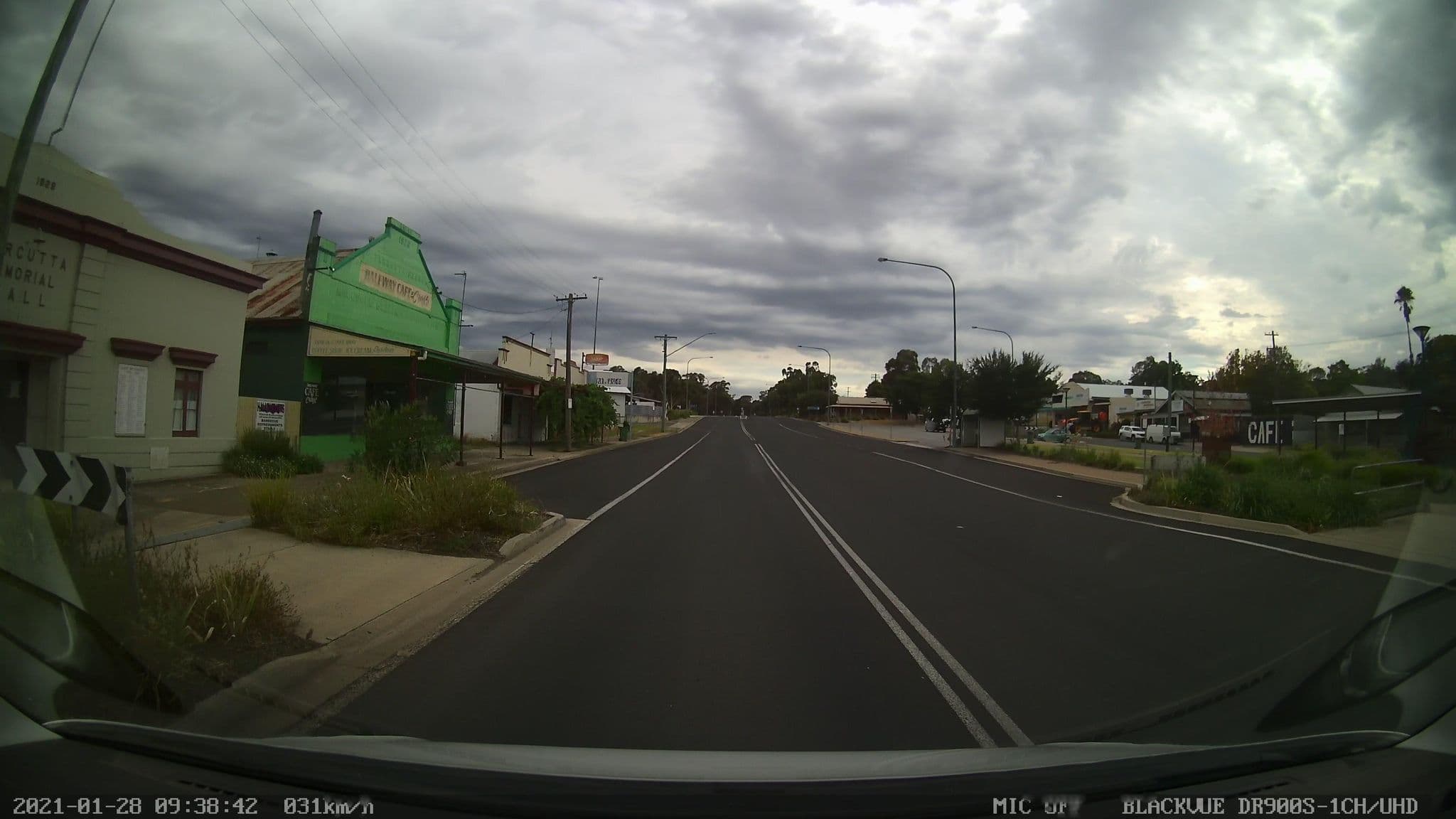 Street view near Tarcutta Hotel, Lake Albert — © bob3bob3 (CC BY-SA · Mapillary)