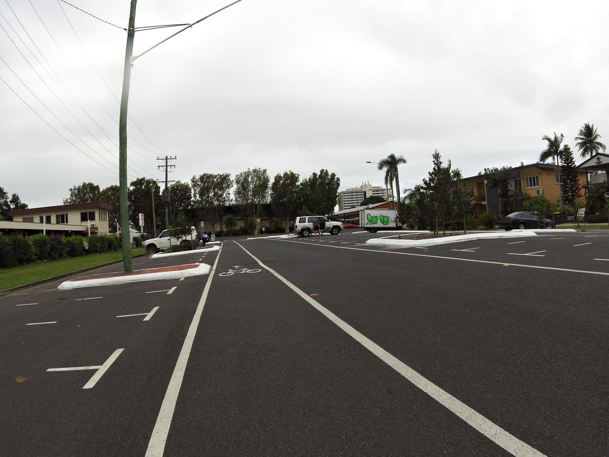 Street view near Cairns Motor Inn, Cairns — © skillsy (CC BY-SA · Mapillary)