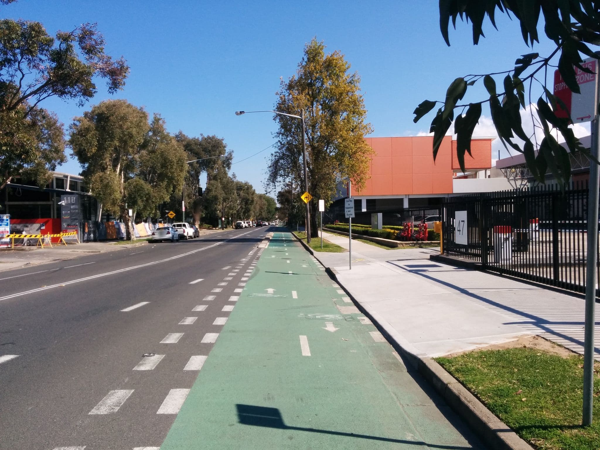 Street view near Williamsburg Woodlands, Saint Peters — © bikesydney (CC BY-SA · Mapillary)