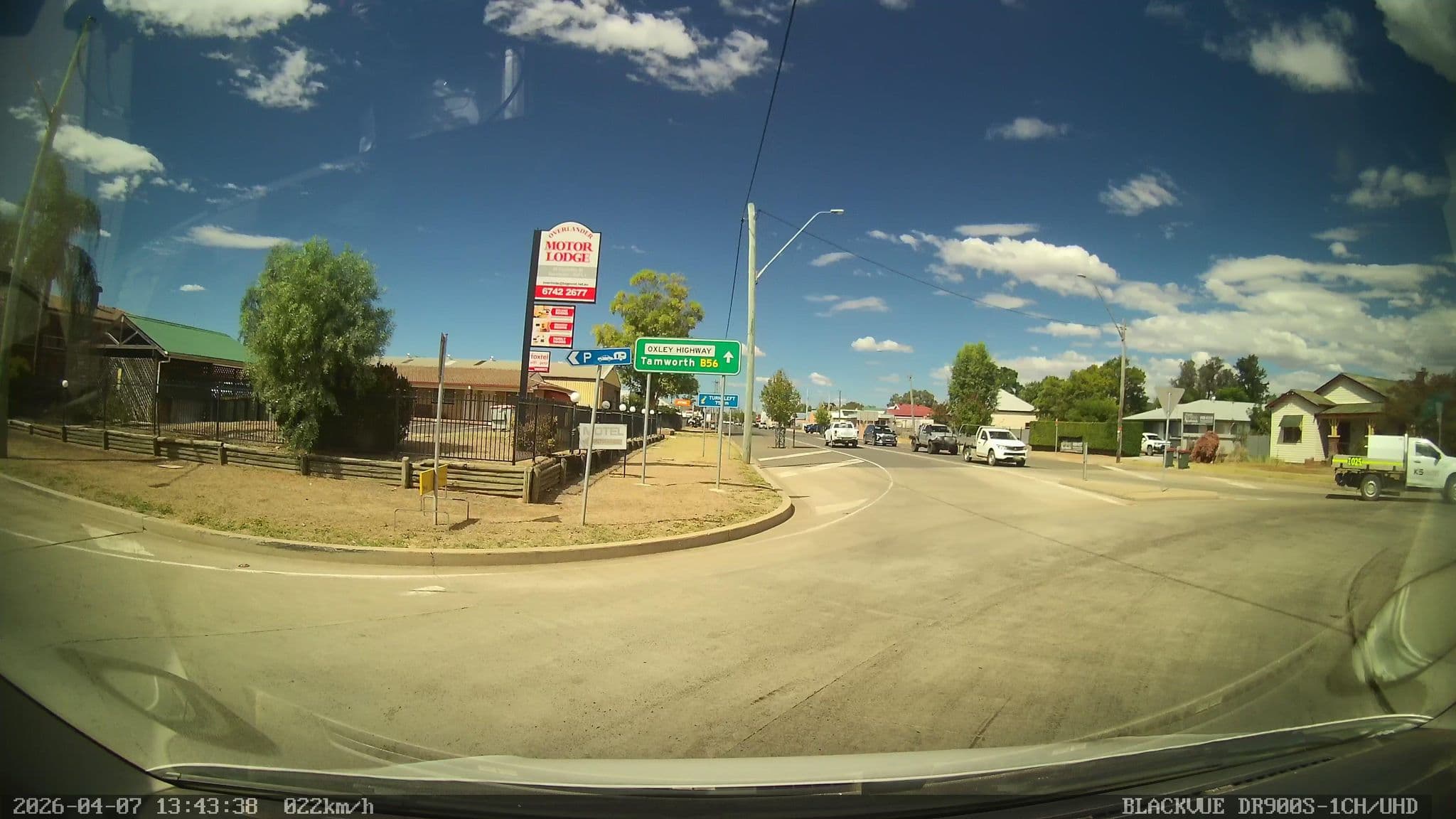 Street view near Golden Chain Overlander Motor Lodge, Gunnedah — © bob3bob3 (CC BY-SA · Mapillary)
