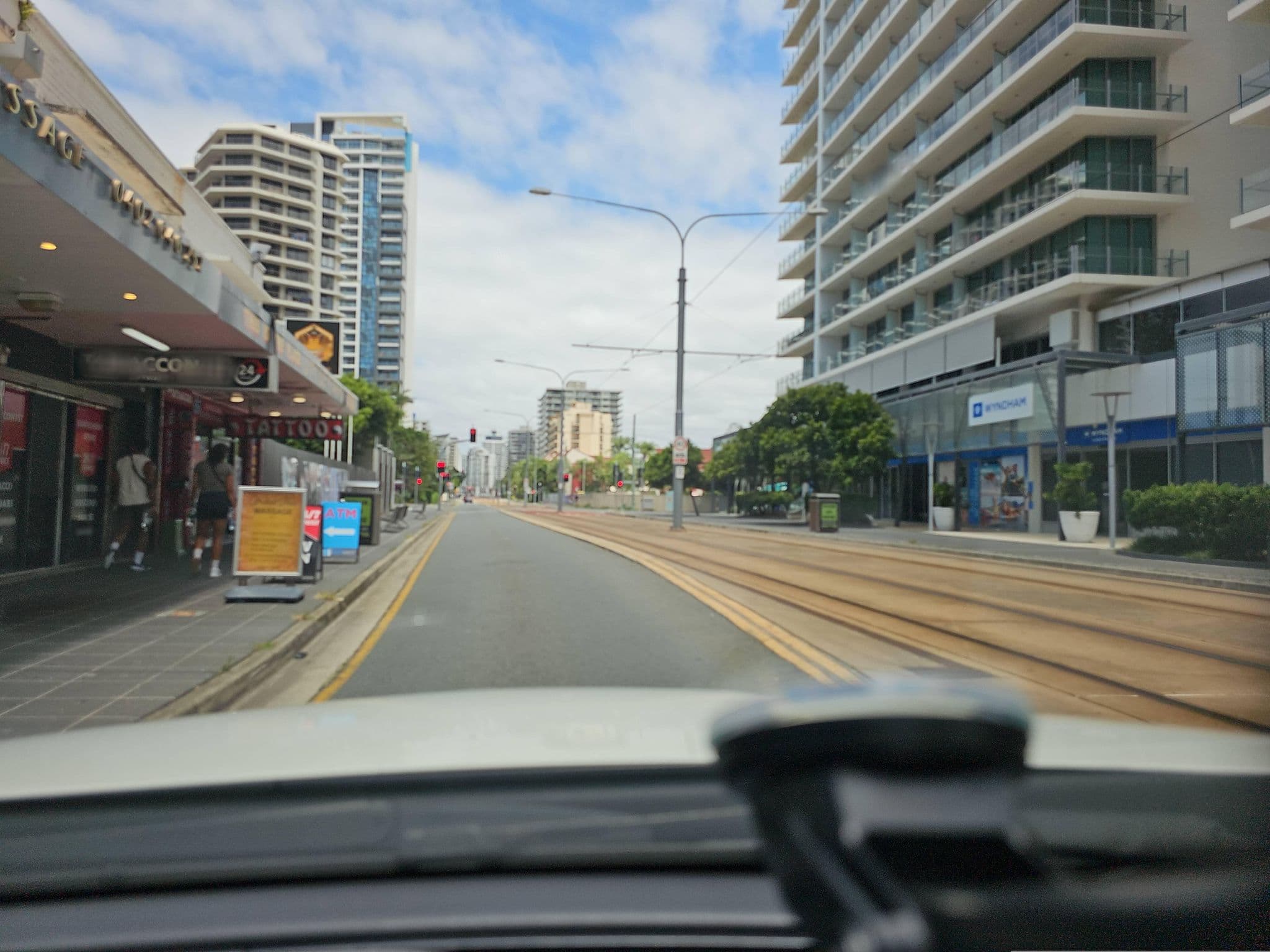 Street view near gold cost backpackers, Surfers Paradise — © Mooksey (CC BY-SA · Mapillary)