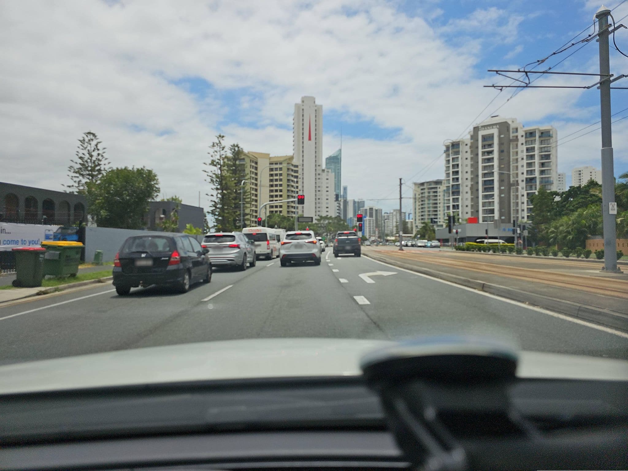 Street view near Paradise Inn Resort Motel, Broadbeach — © Mooksey (CC BY-SA · Mapillary)