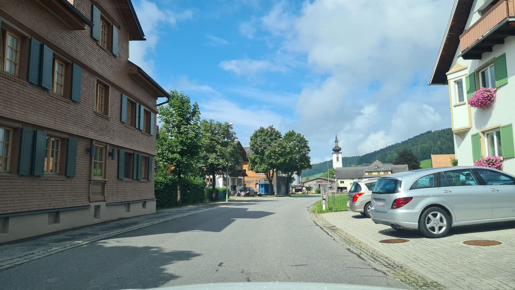Street view near Romantikhotel Das Schiff, Hittisau — © mappi (CC BY-SA · Mapillary)
